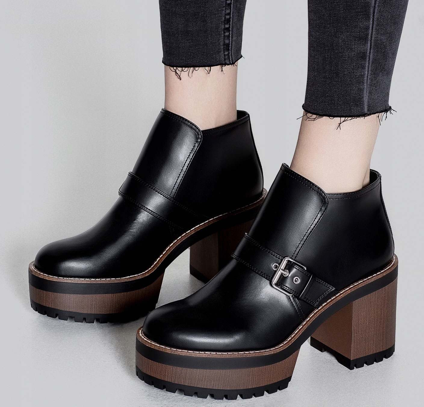 

Pull & Bear Botki na Platformie czarne r.39