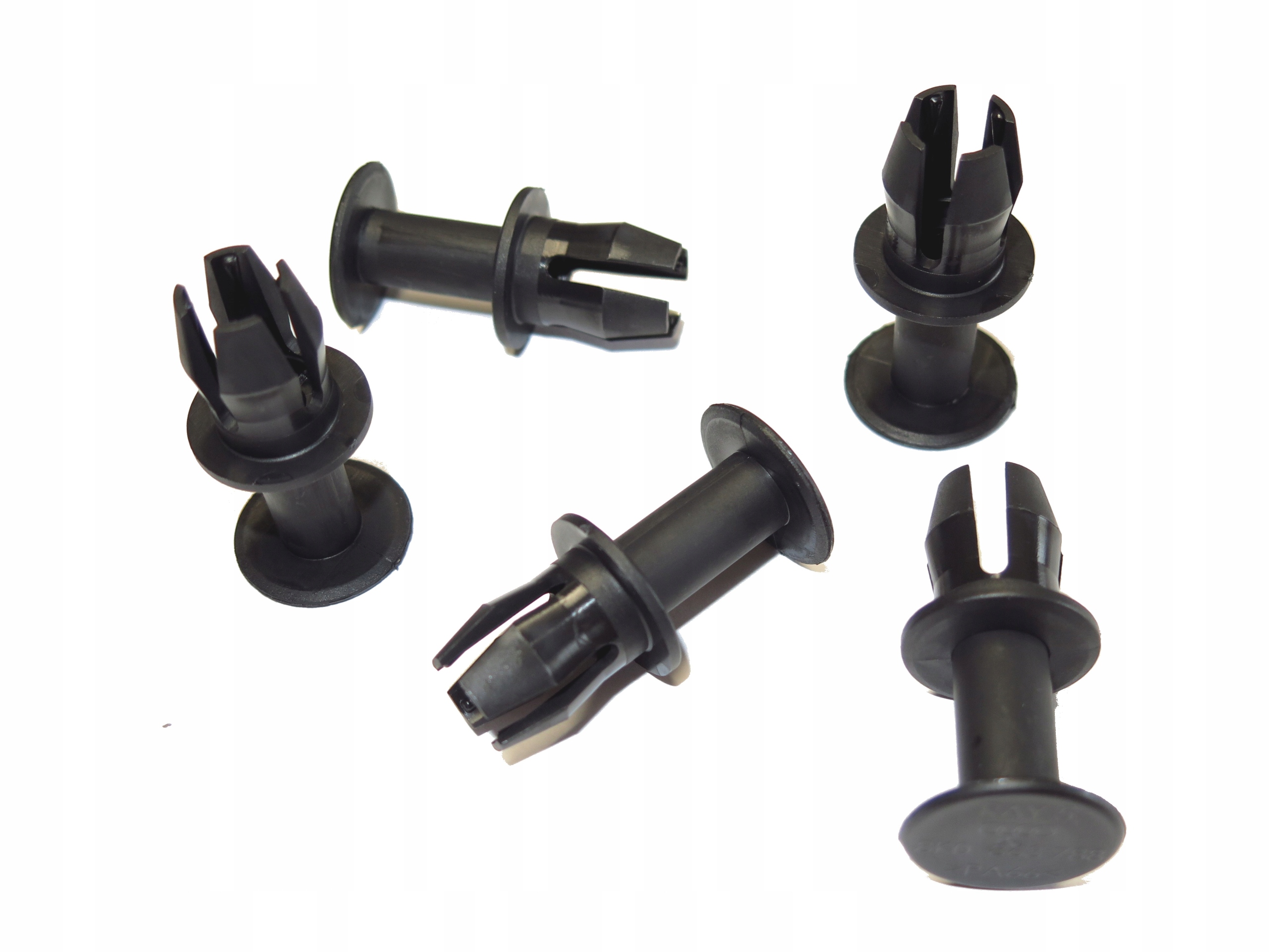 SPINKI KOŁKI OSŁONY SILNIKA AUDI A4 B8 A5 A6 C7