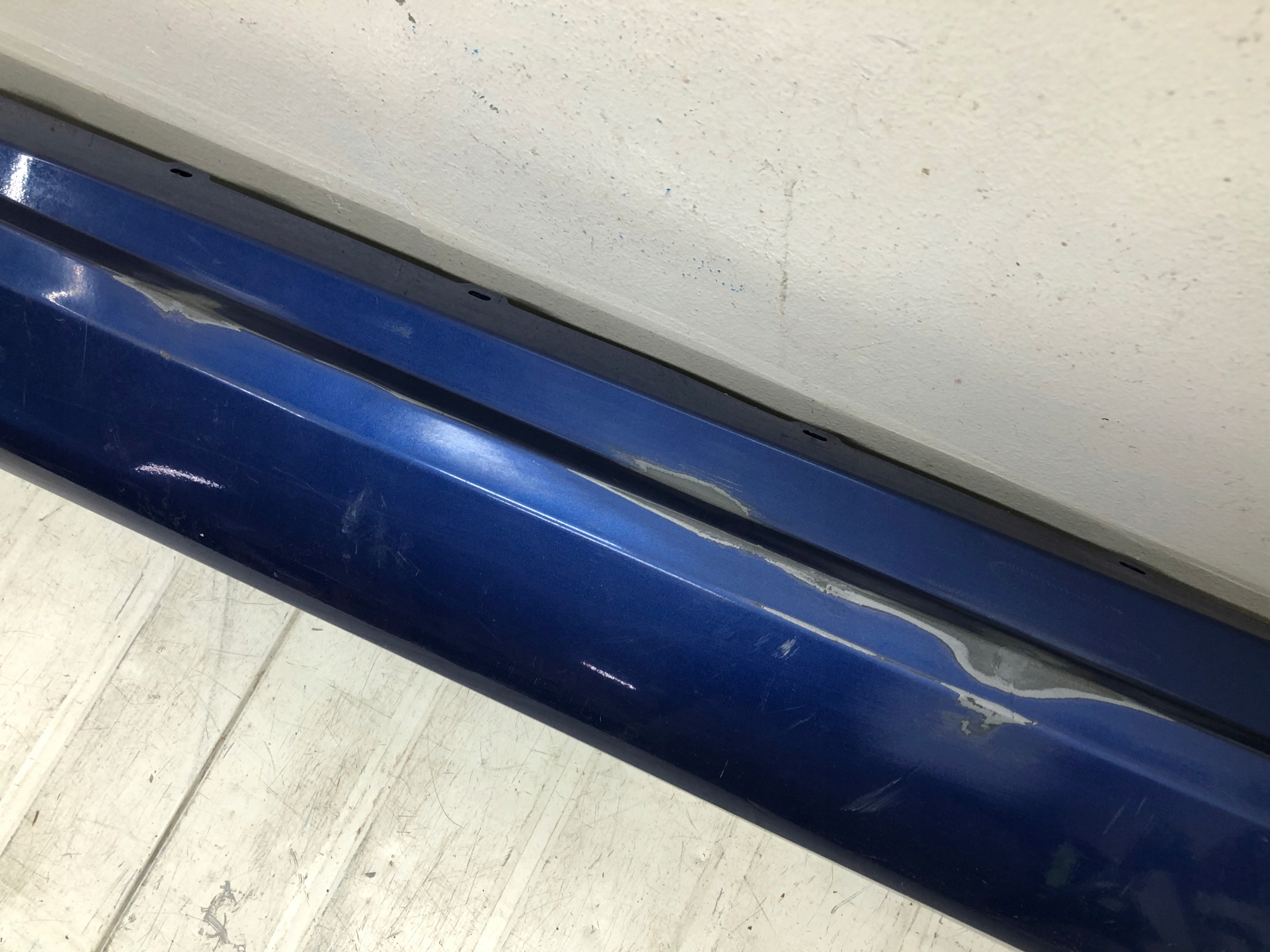 BMW 3 E92/E93 LCI listwa progowa prawa Typ samochodu Samochody osobowe