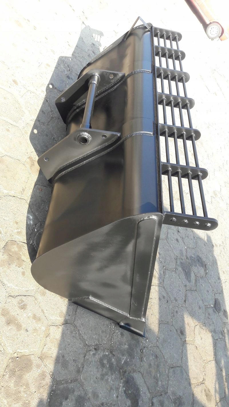 MANITOU ŁYŻKA NP. DO ŚMIECI L-2300 DASZEK 2000 L