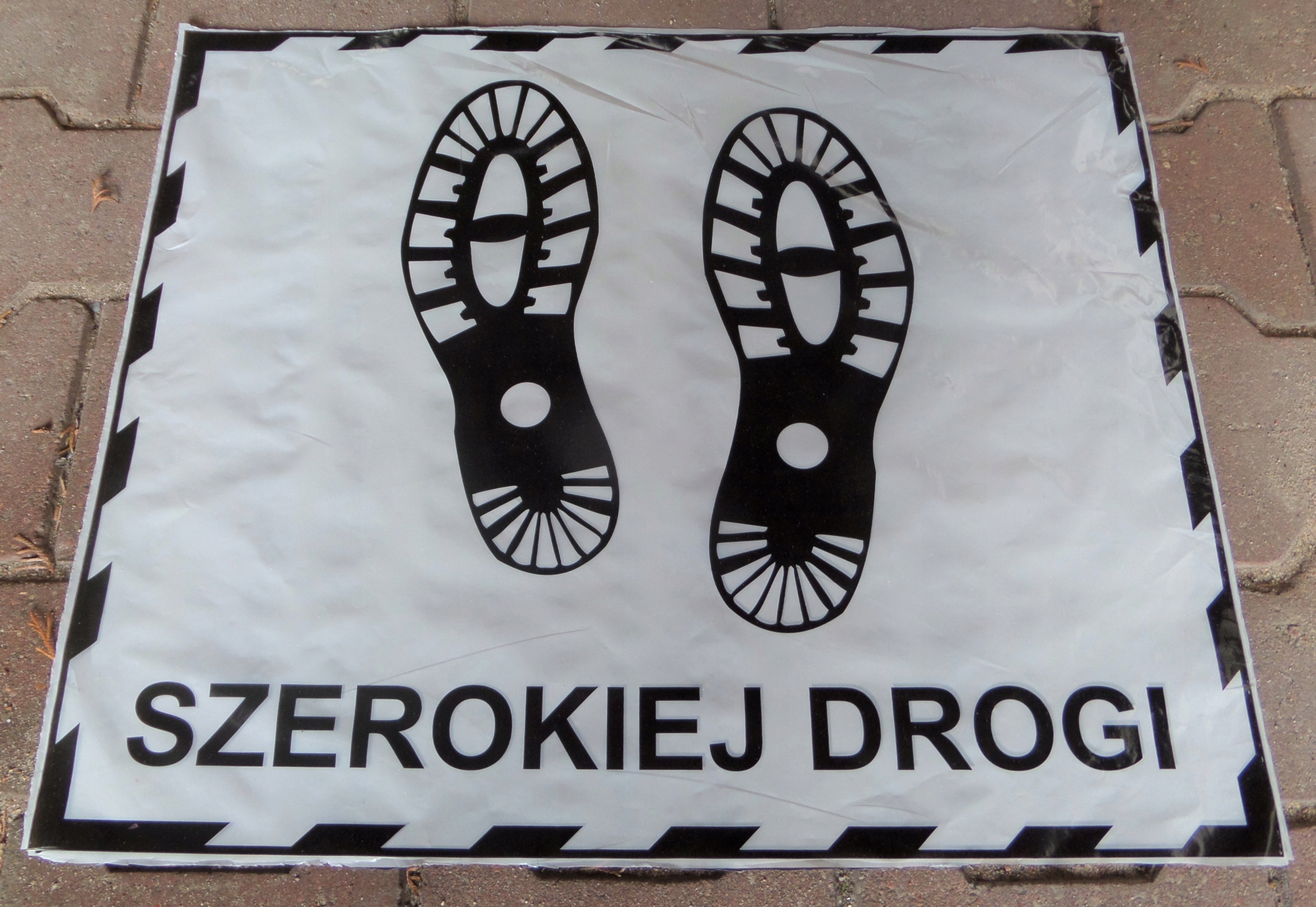 Zawieszki komisowe ŚCIERALNE AUTOKOMIS+ ZAPACH Producent Progres