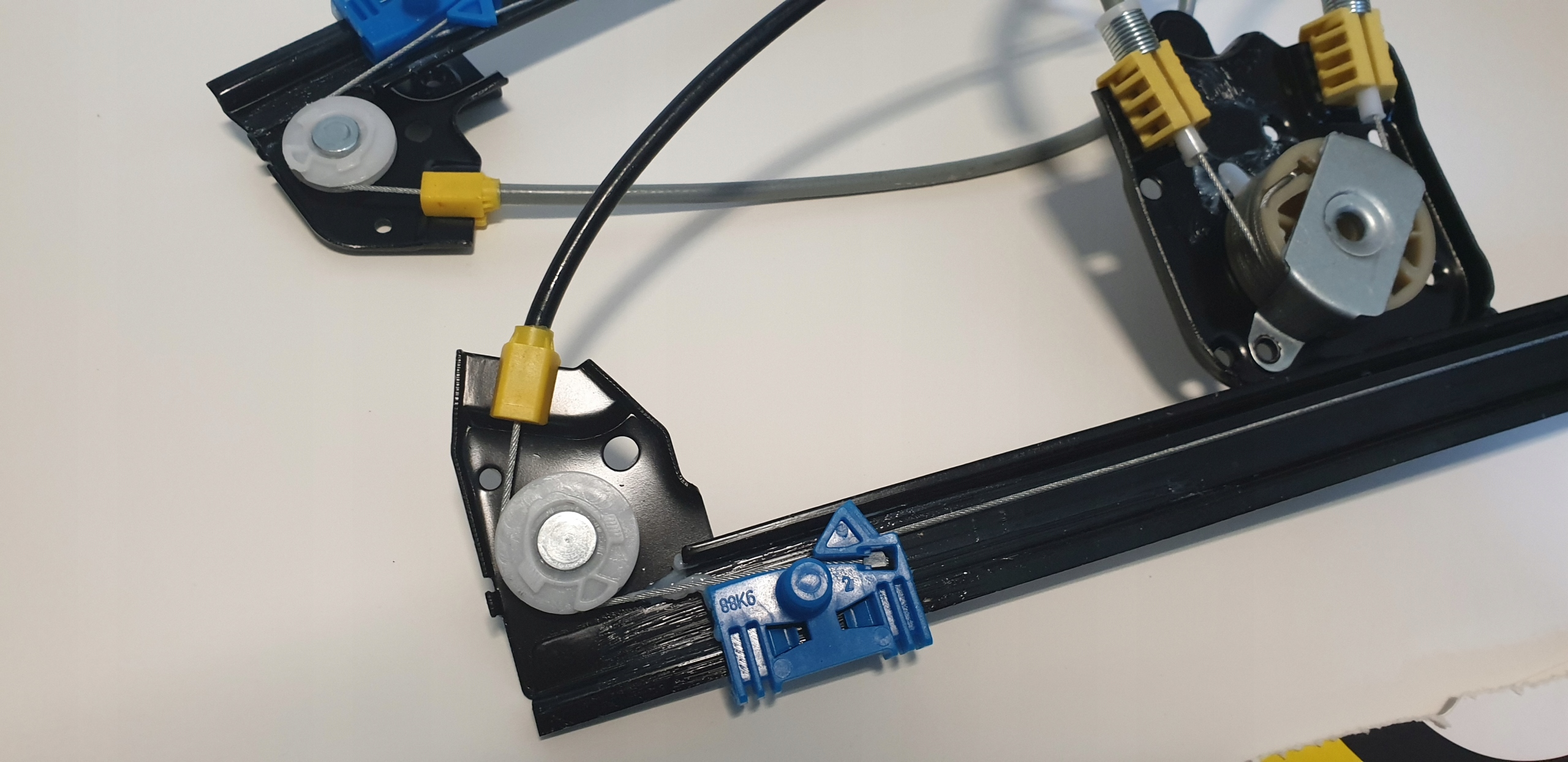 RENAULT LAGUNA II 2 MECHANIZM PODNOSZENIA SZYBY L Producent części Polcar