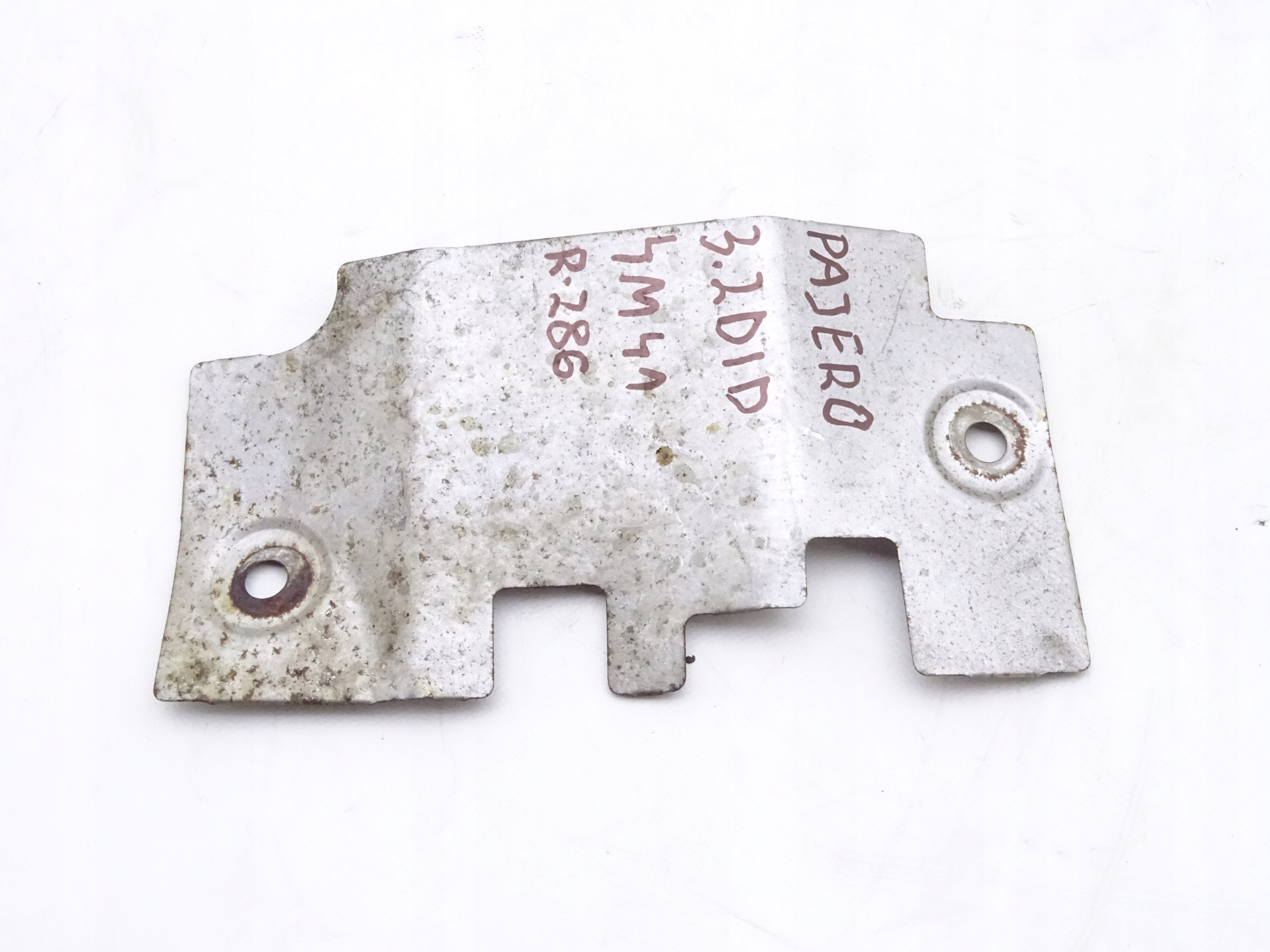 MITSUBISHI PAJERO III 99-06 3.2 DID OSŁONA TERMICZNA