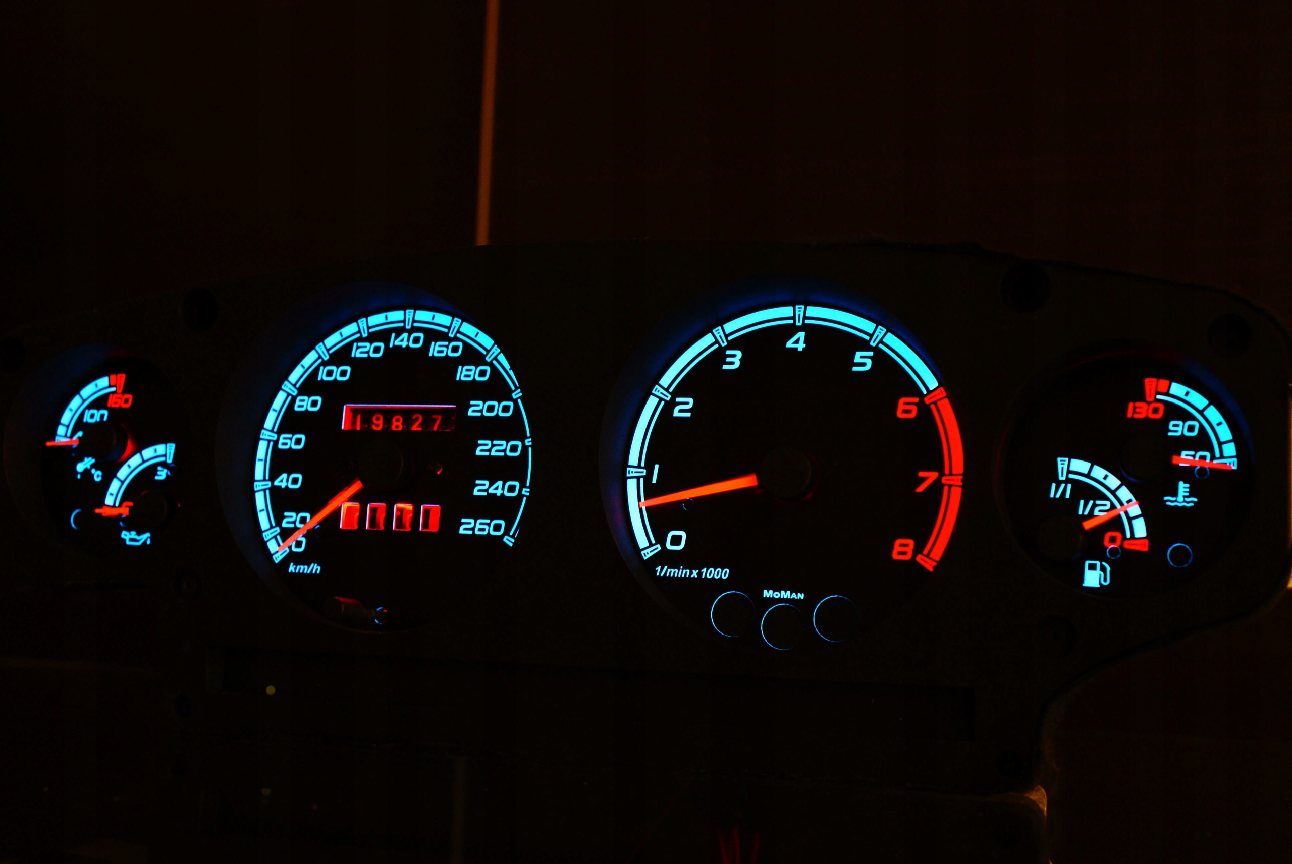 Fiat Coupe Tarcze licznika INDIGLO MoMan wzór 1 Producent Moman