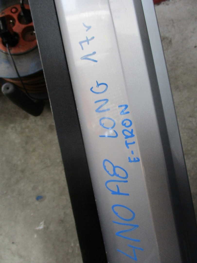 cap threshold AUDI A8 4N0 17R LONG