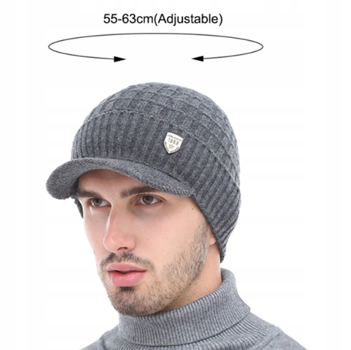 CZAPKA ZIMOWA Z DASZKIEM OCIEPLANA CIEPŁA MĘSKA Kolor czarny