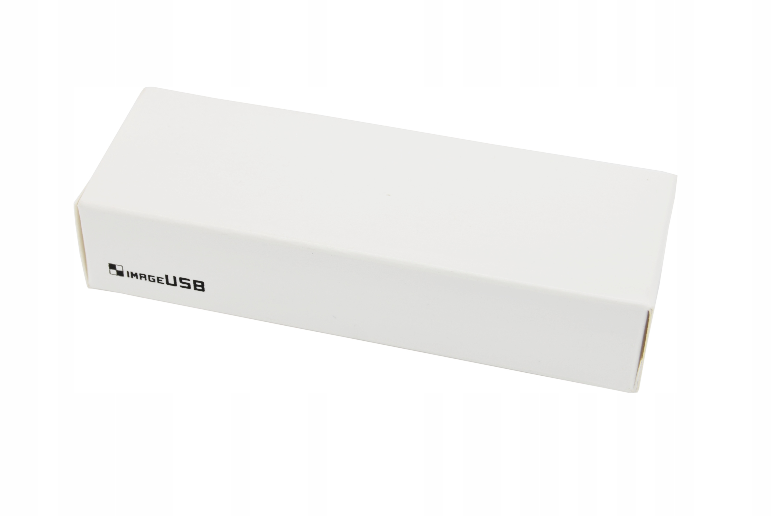 

małe pudełko kartonik na produkt artykuł pendrive