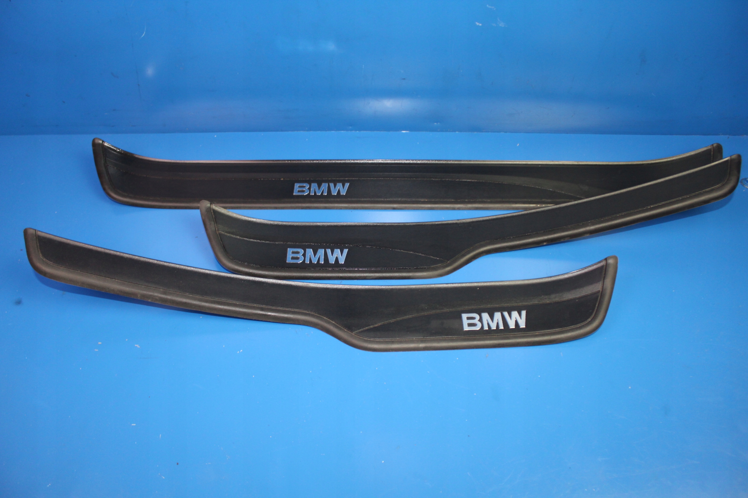 BMW 3 E90 E91 LISTWA PROGOWA NAKŁADKA WEWNĘTRZNA