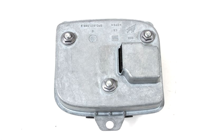 KLAMKA ZAMKA KLAPY TYL SEAT ALTEA XL ORGINALNA Part number 5P0827565D