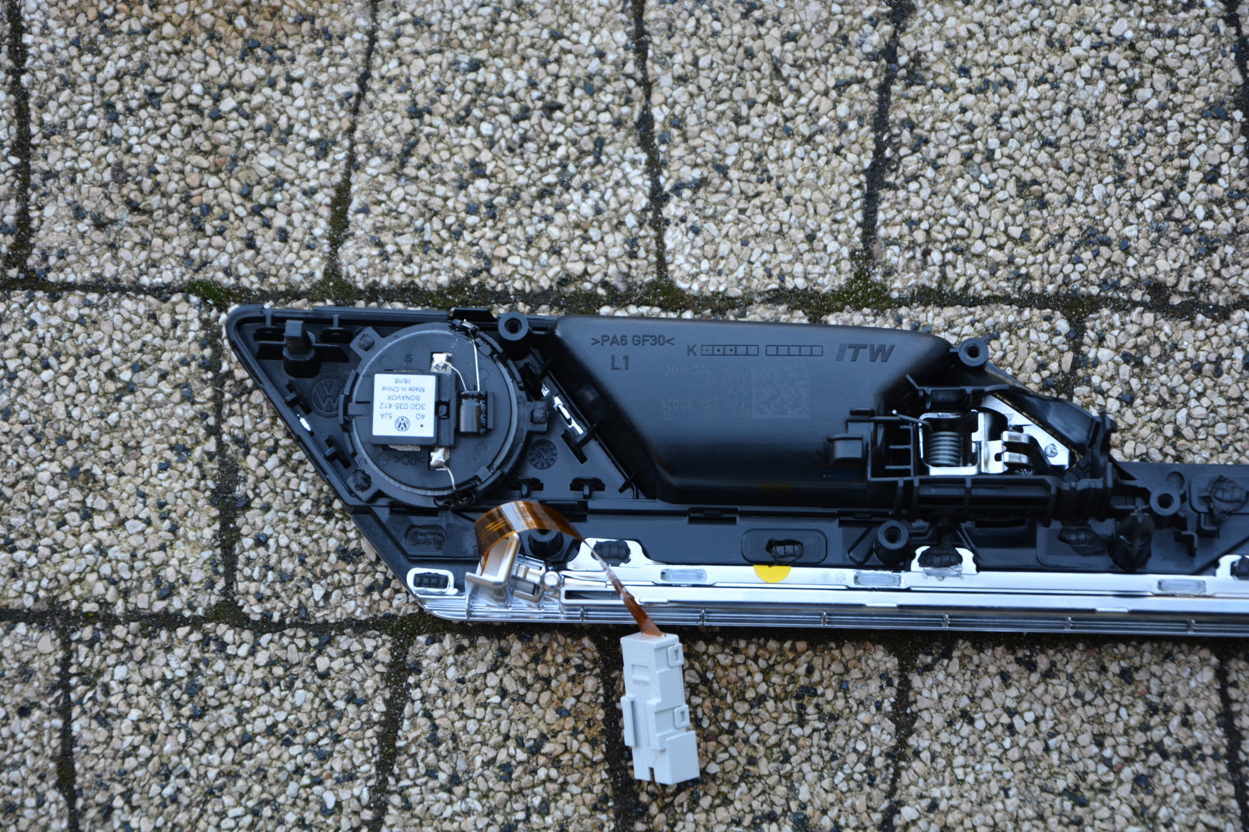 9371a27c4681bb7dfad0b26ff169