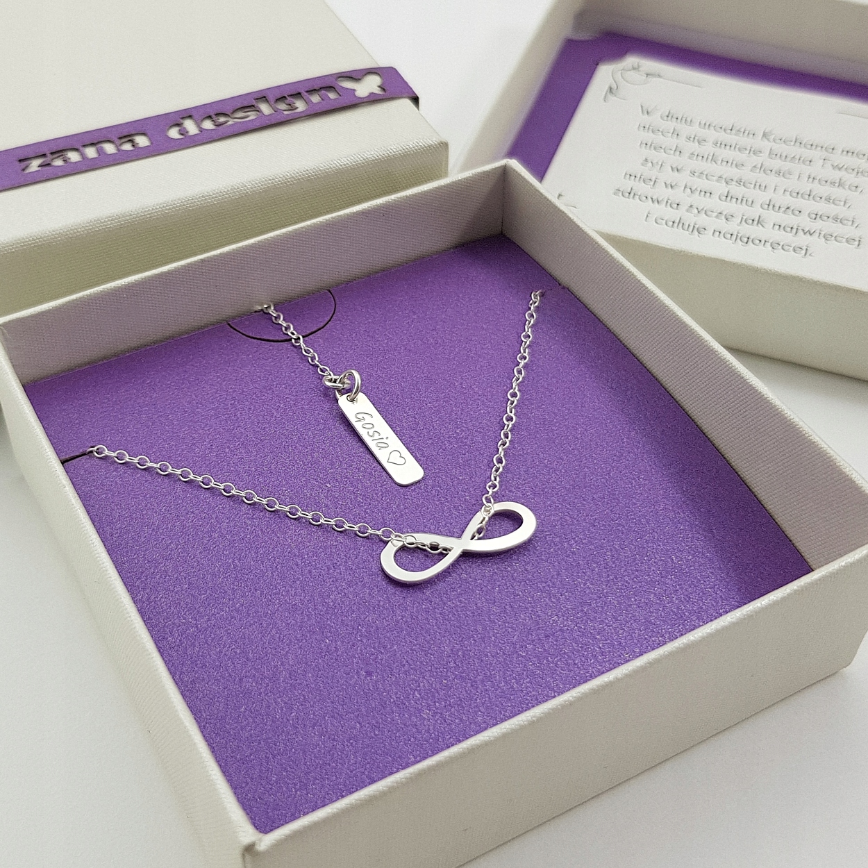 

Srebrny wisiorek celebrytki nieskończoność Grawer