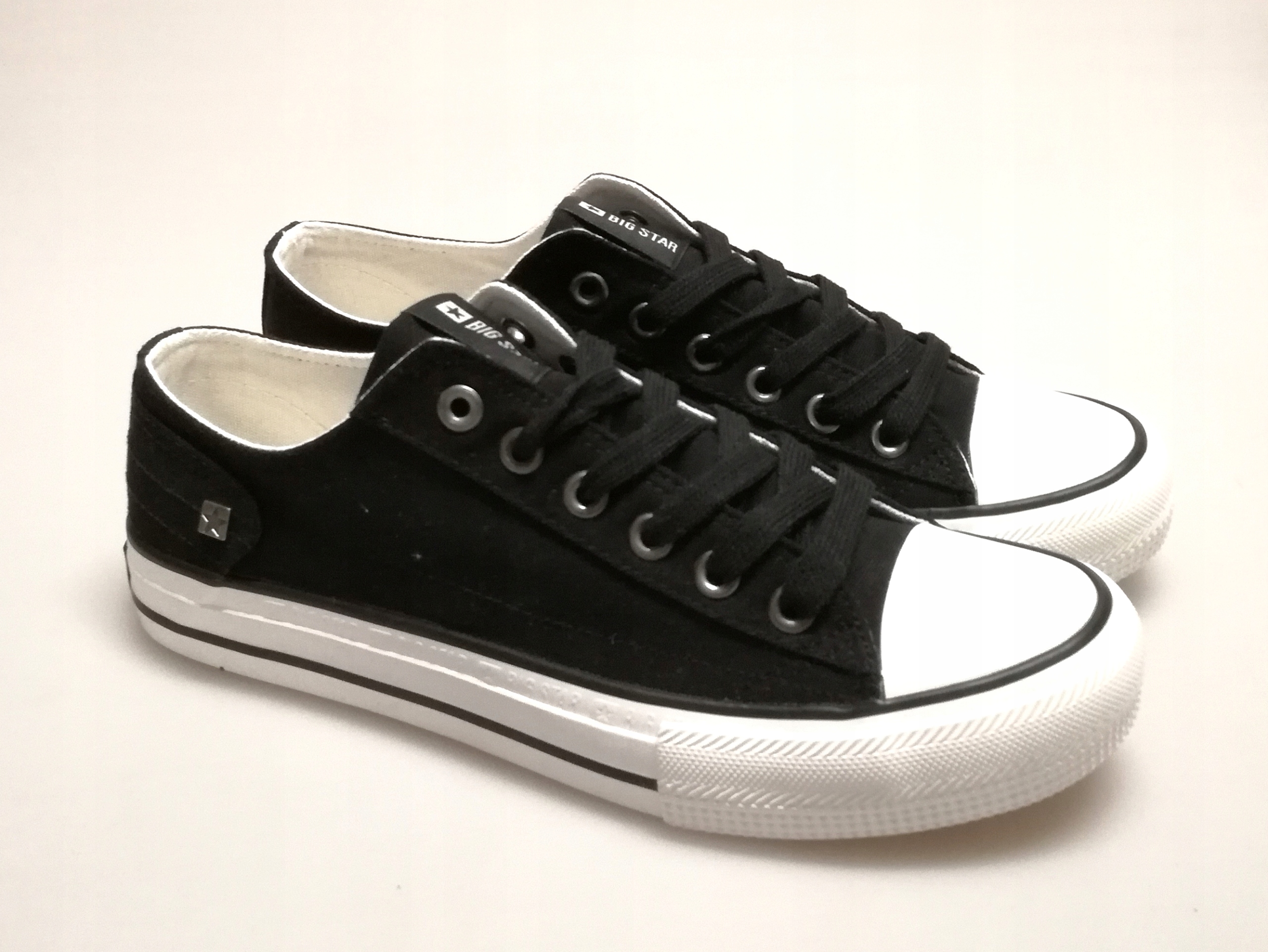 

Trampki Big Star Czarne Męskie R.44