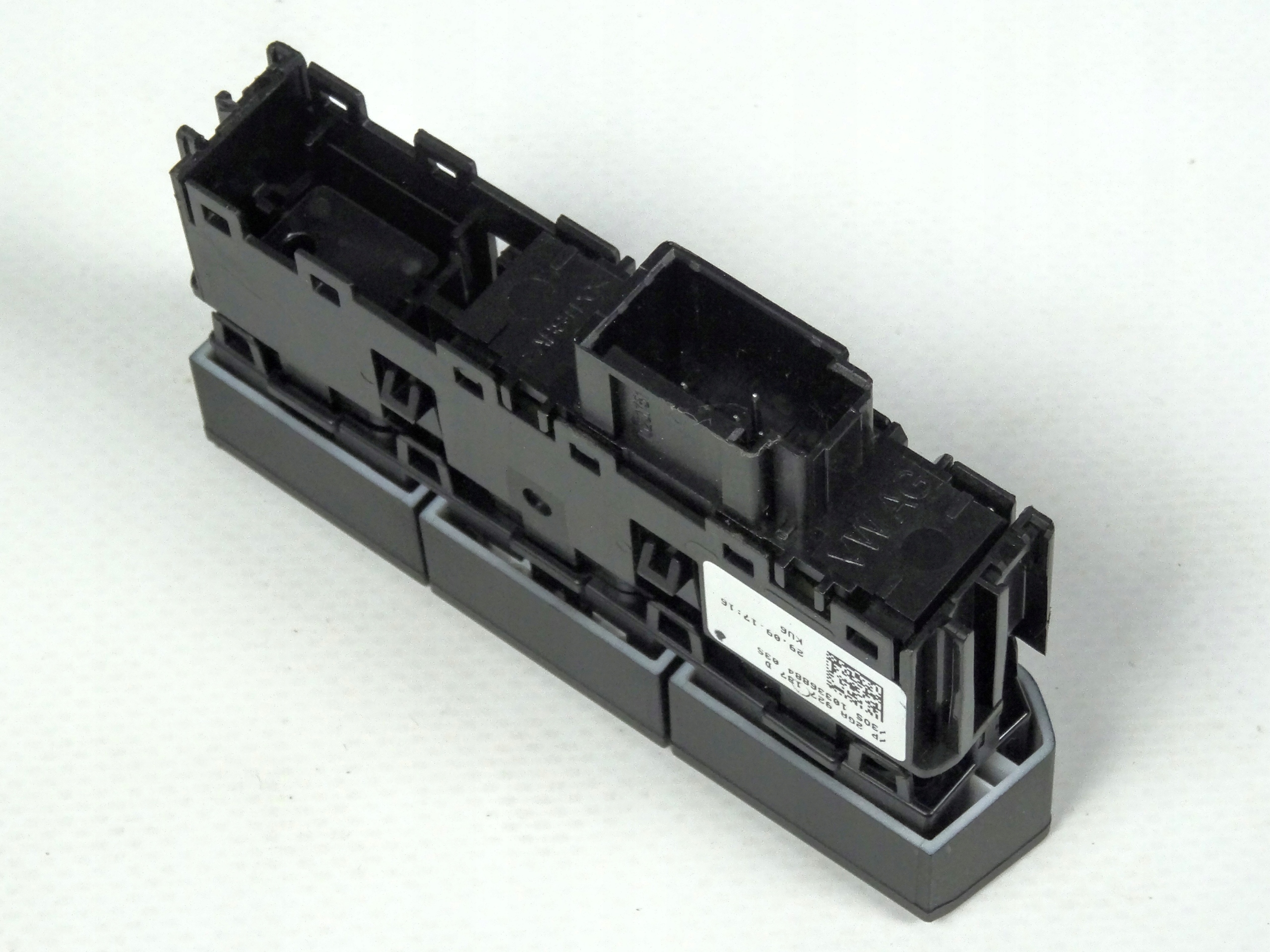 MODUŁ PRZEŁĄCZNIKÓW VW T-ROC 2GA927137D Funkcje inne