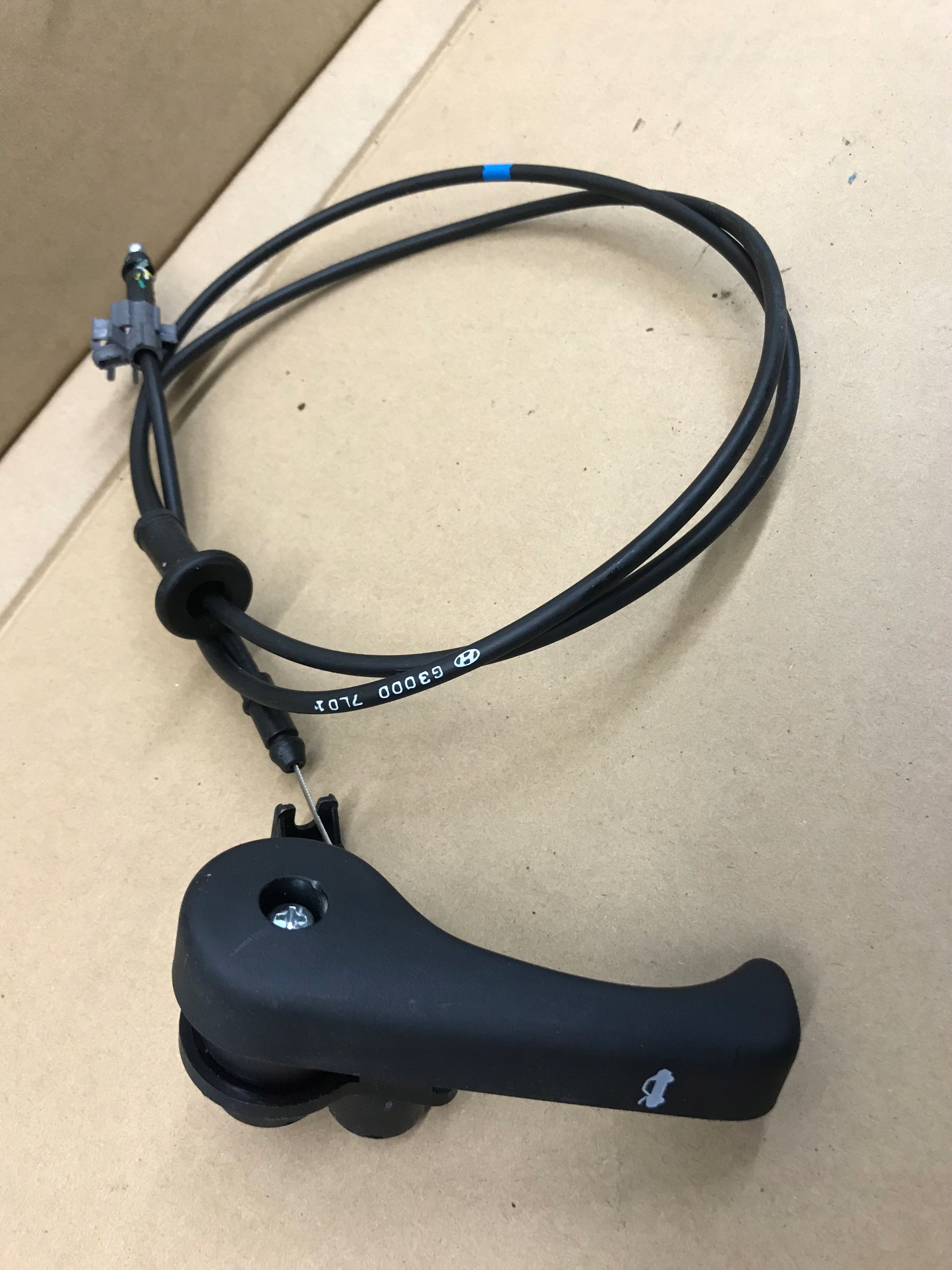 HYUNDAI i30 III Fastback трос трос капот