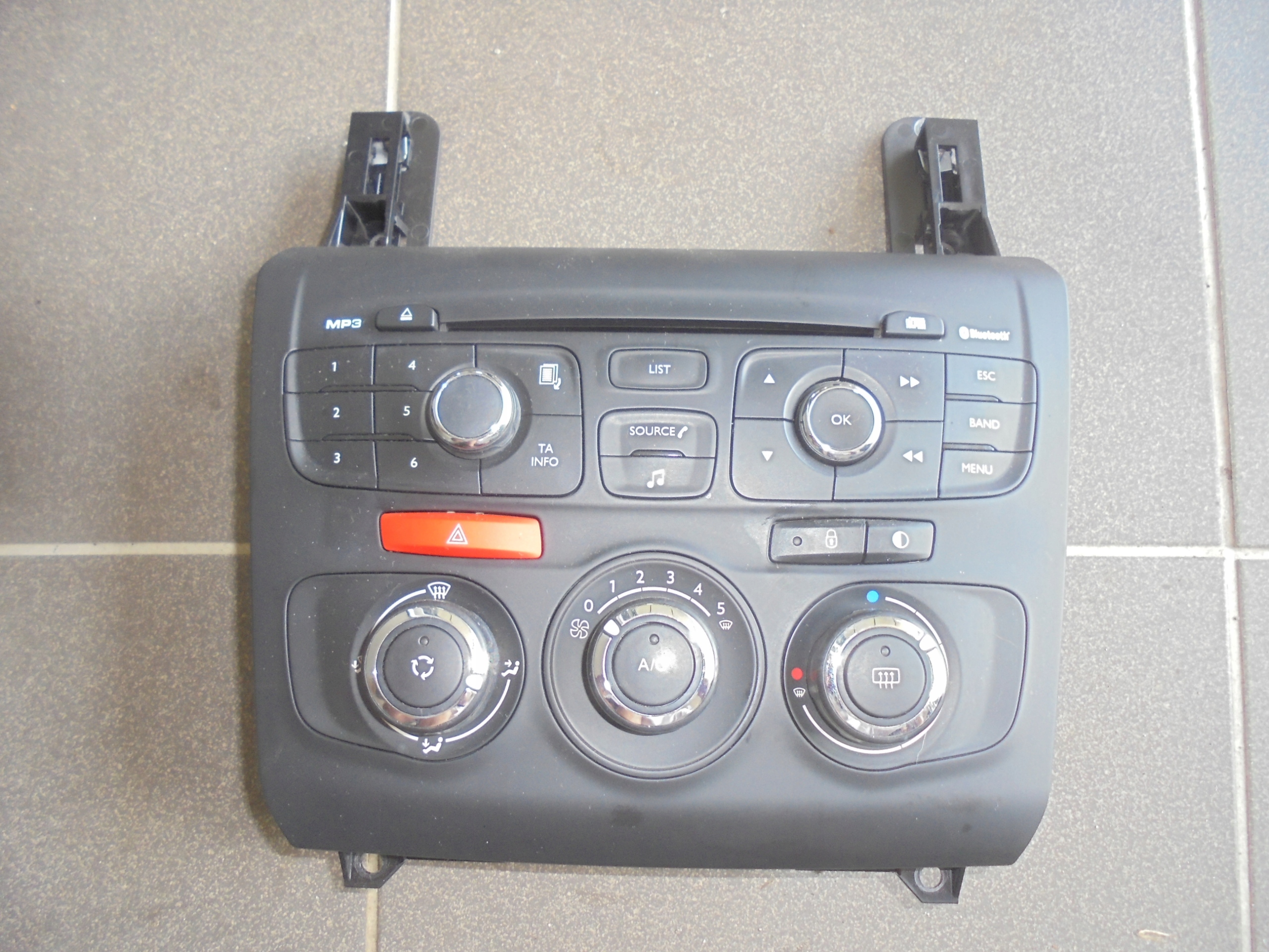 PANEL KLIMY console CITROEN C4 2010-15 9666027177