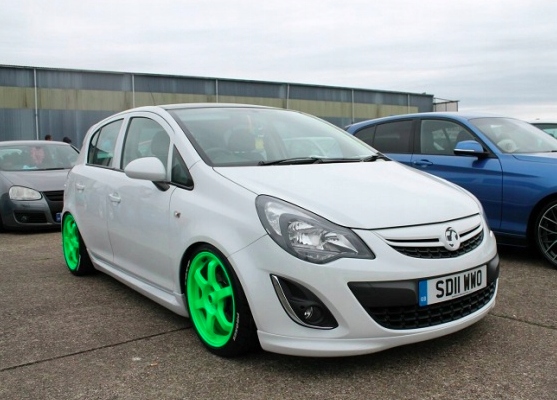 OPEL CORSA D OPC 5D NAKŁADKI PROGOWE 4 CZĘŚCI Numer katalogowy części AT33000RE