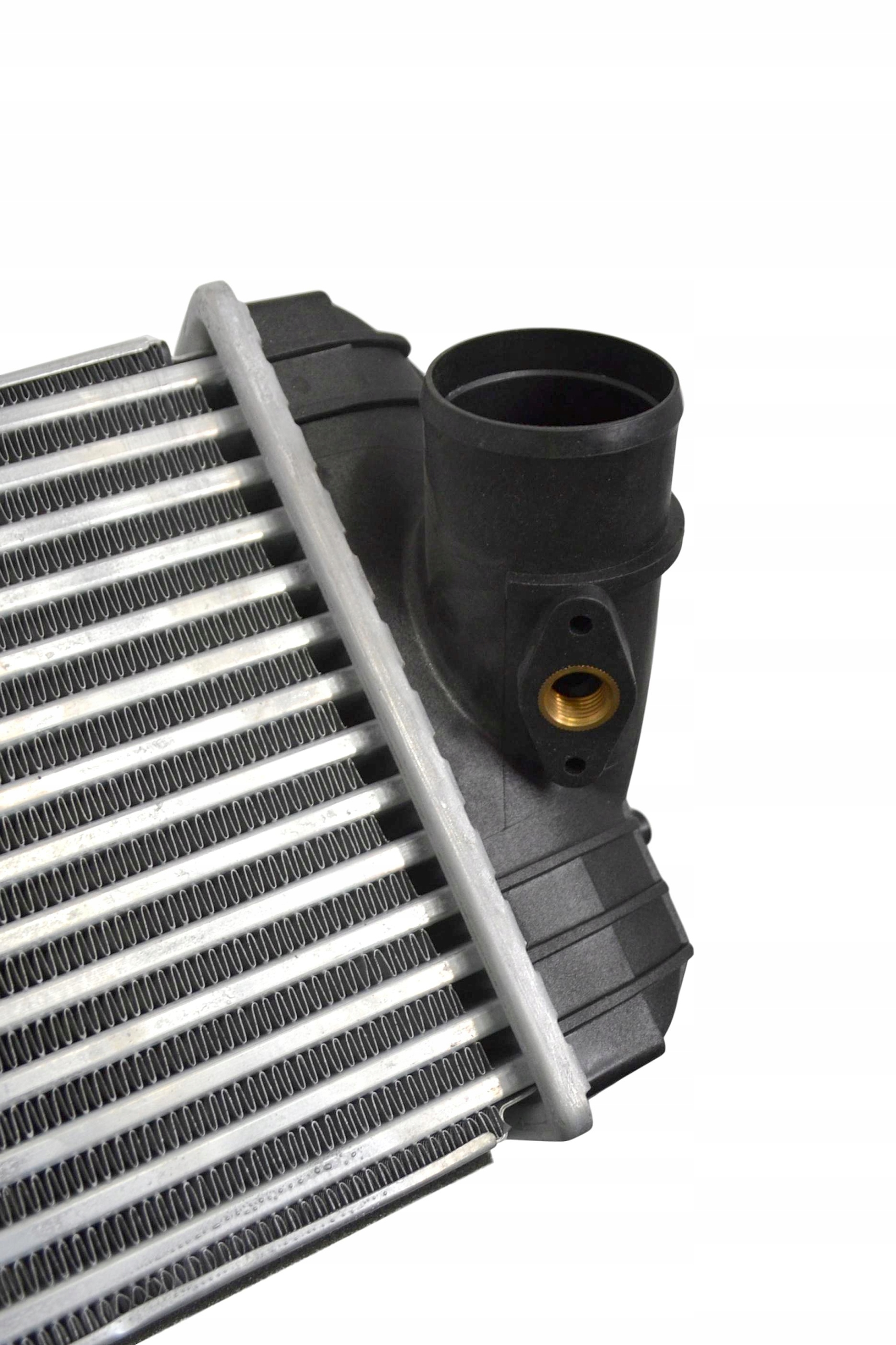 CHŁODNICA INTERCOOLER HYUNDAI SANTA FE SORENTO III Producent części Radiator