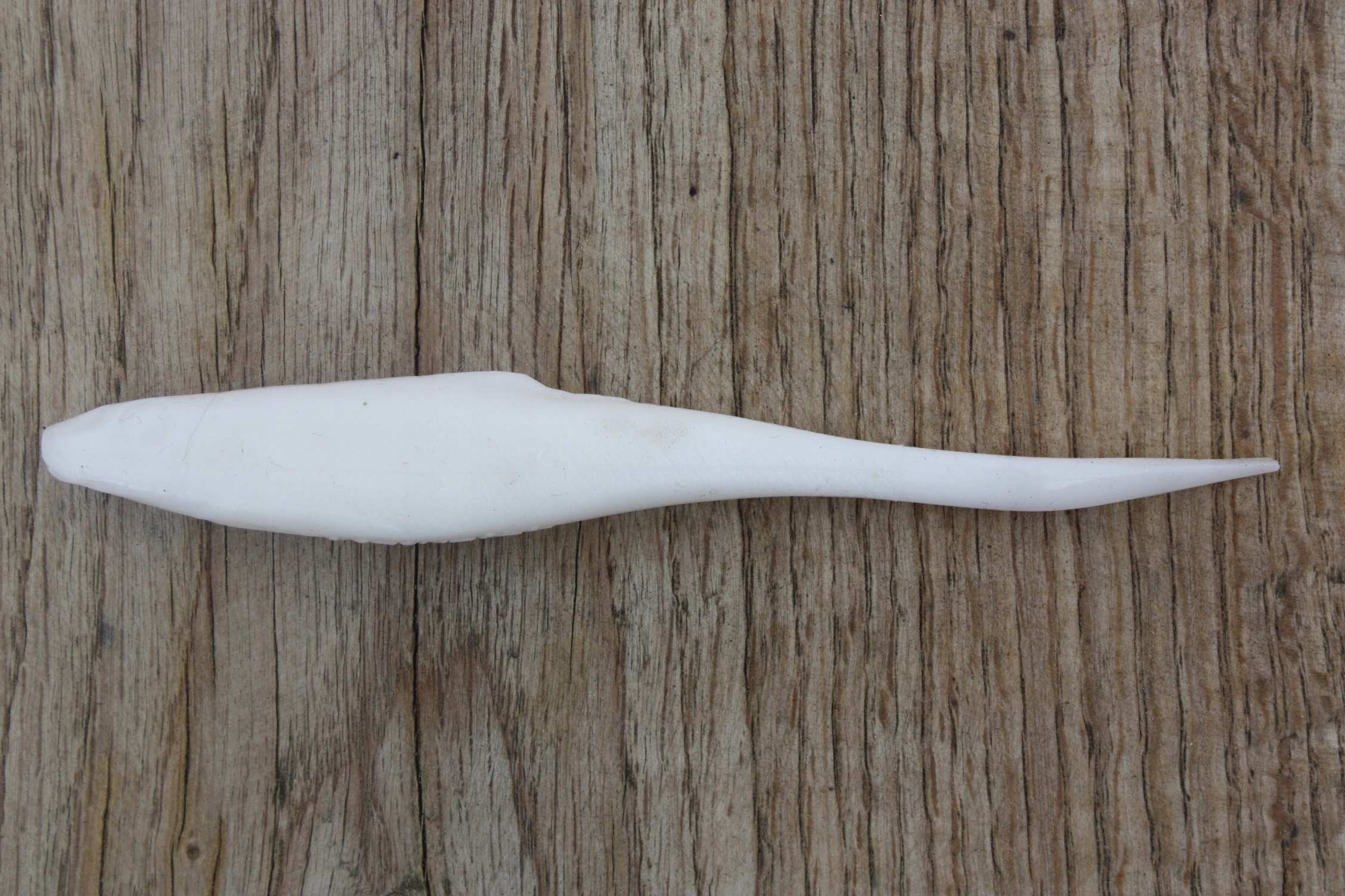 GUMA REALISTIC SHAD MATUSIAK KIEŁB 8cm nr 005 Jaskółka