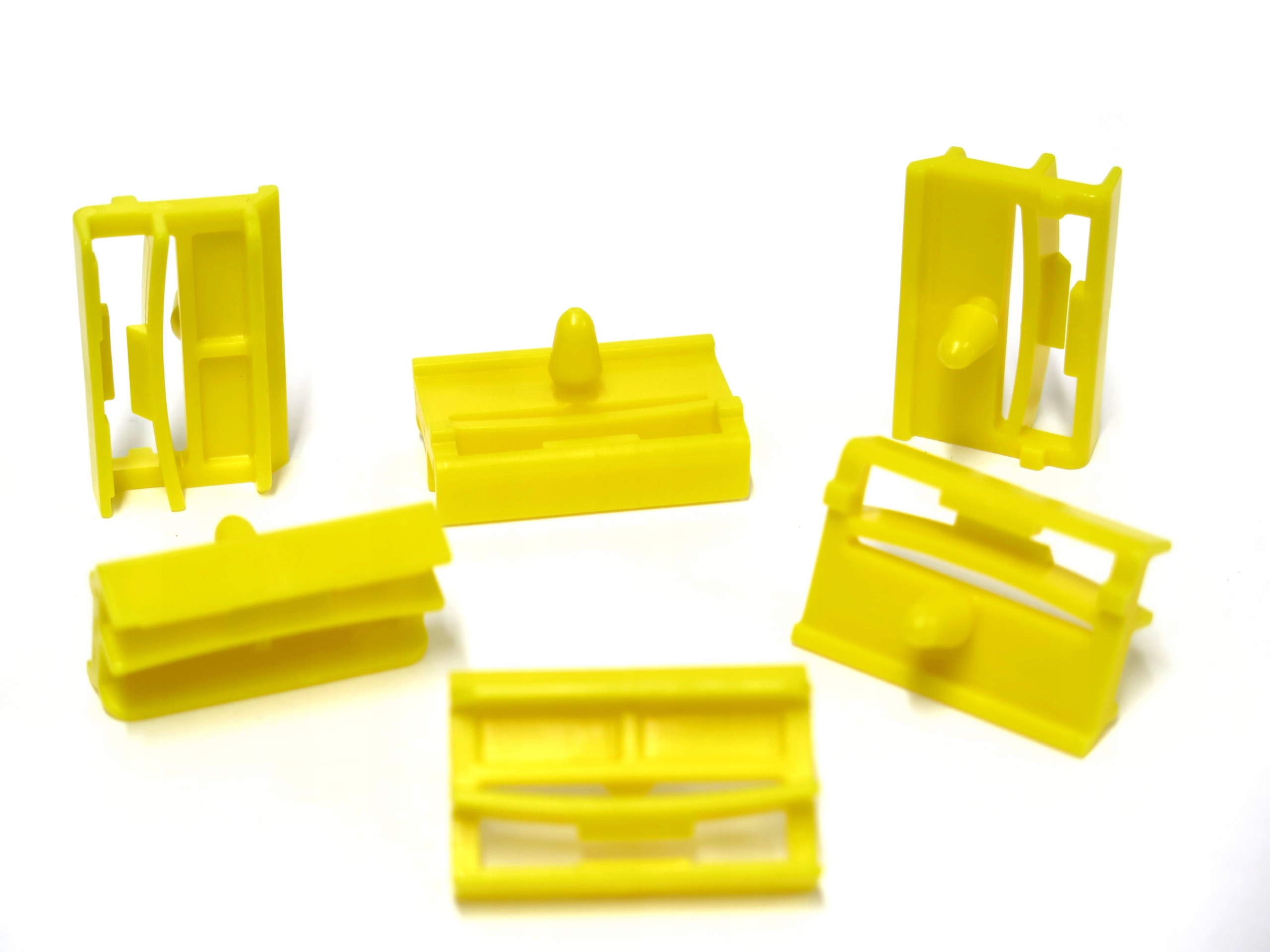 

Spinki Kołki Kołek Listwy Progowej Progu Bmw 3 E90