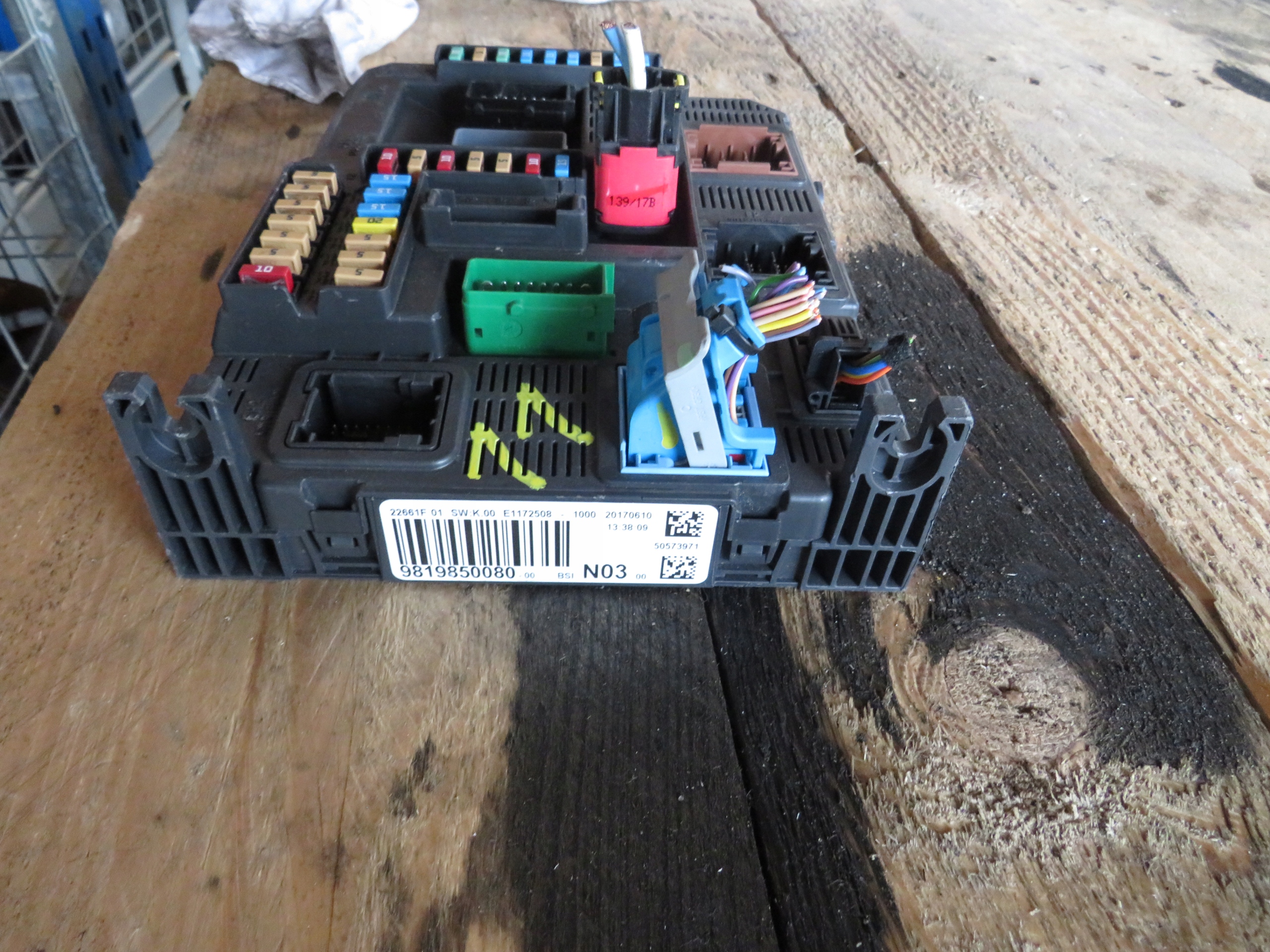 MODUŁ STEROWNIK BSI 9664059080 Producent części Peugeot OE