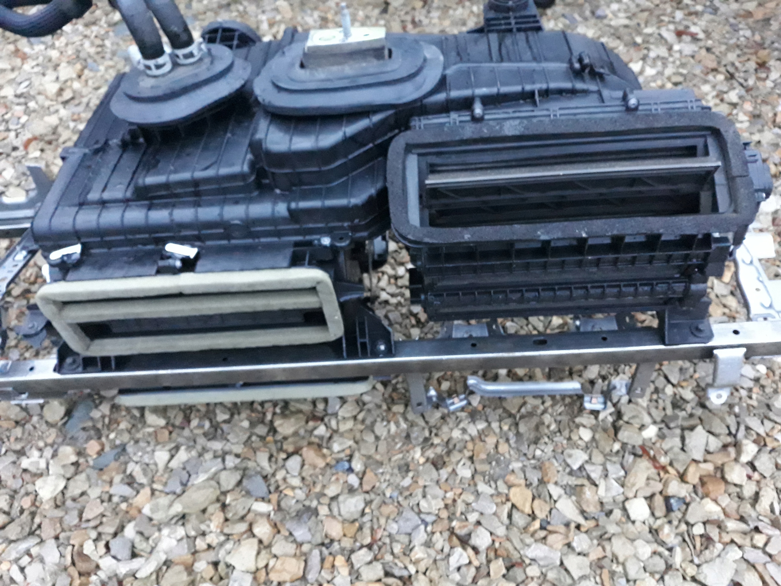 MONDEO MK5-ОБІГРІВАЧ-СТІЙКА - 2.0 DIESEL-FULL!