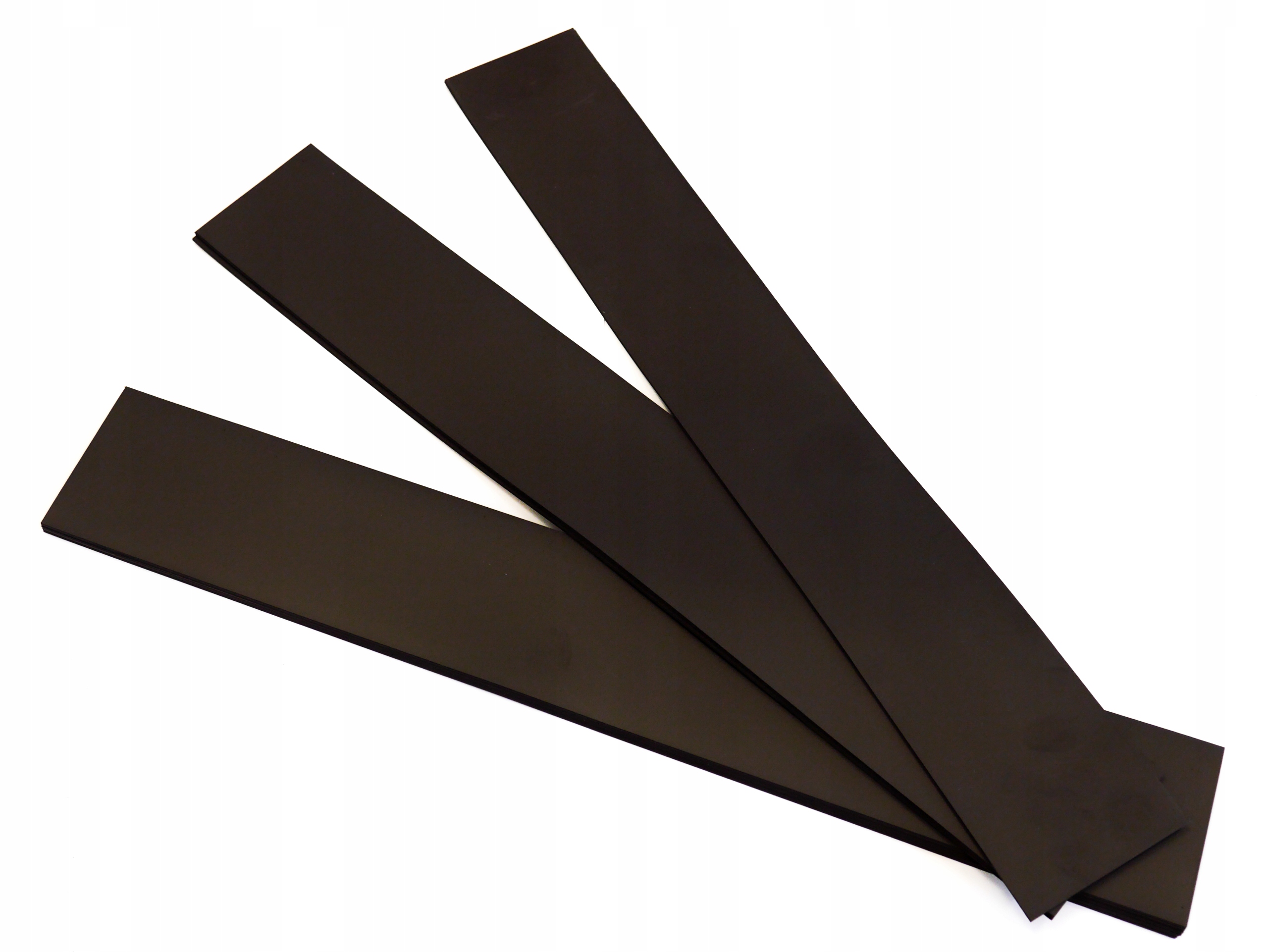 

Folia magnetyczna magnes 0,4, 80x690 mm 10 szt