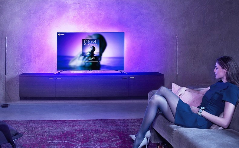 TAŚMA LED RGB USB Z PILOTEM 2M PODŚWIETLENIE TV 5V Marka inna