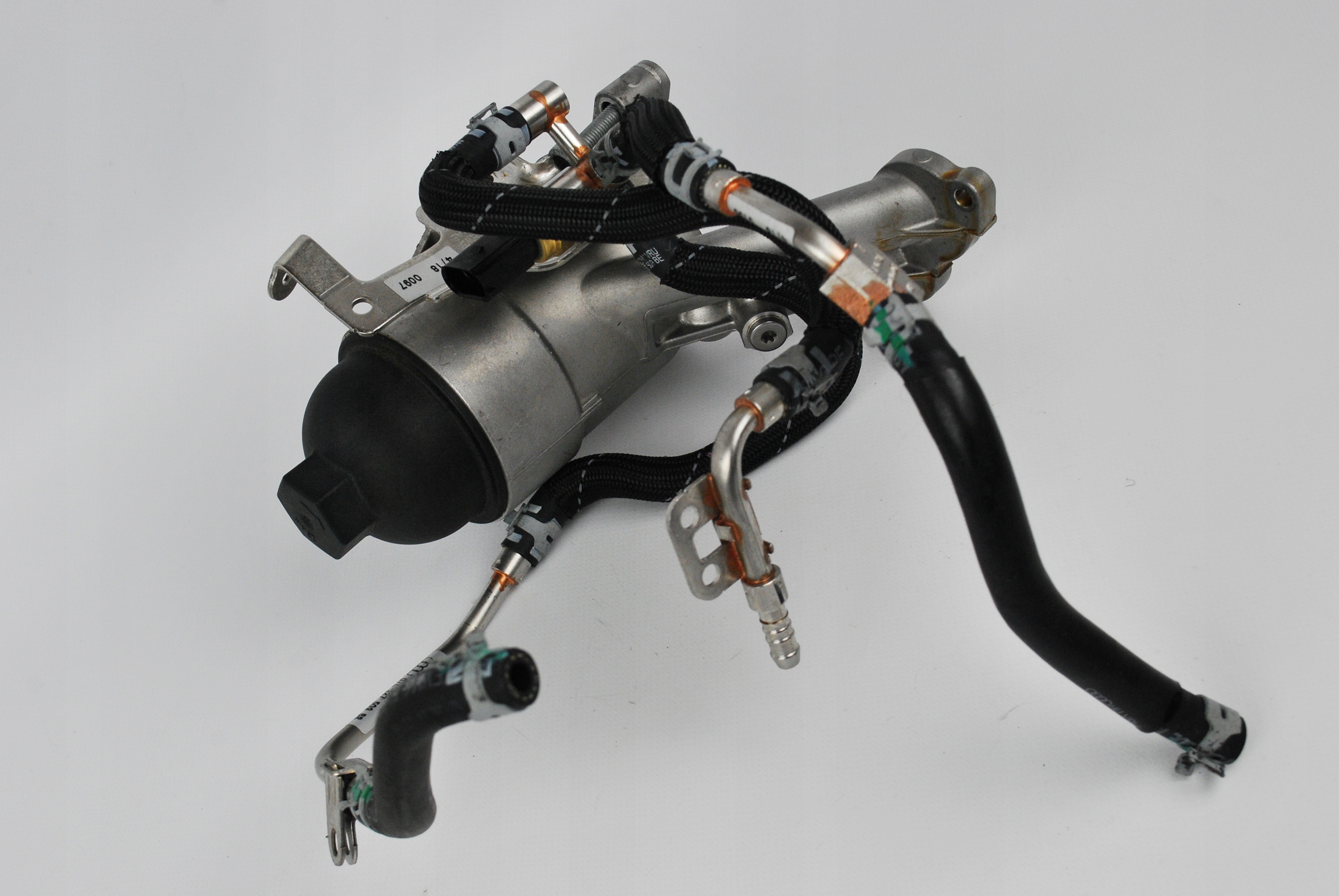 Корпус фильтра масла Audi R8 RS67l115401f