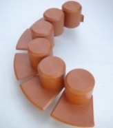 =PALISADA Z NAJAZDEM 4mb-ceglany OBRZEZE KRAWEZNIK