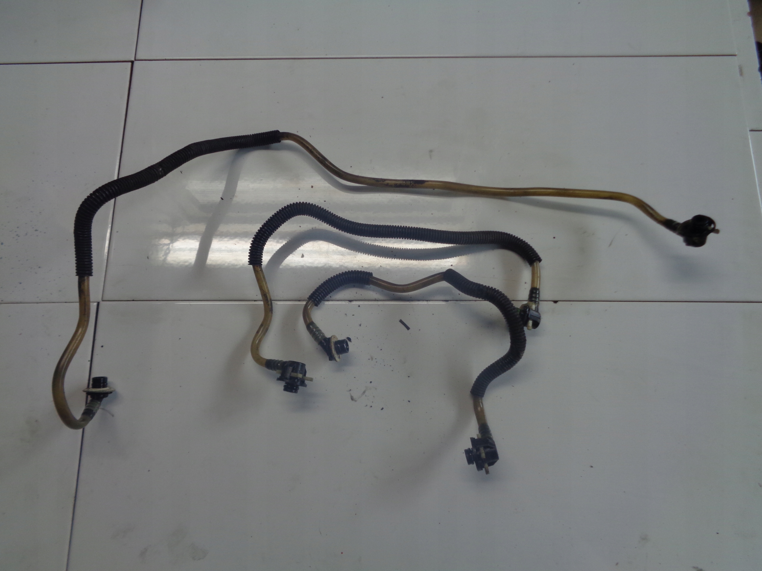 MERCEDES VITO W638 2.2CDI PRZEWODY PALIWA