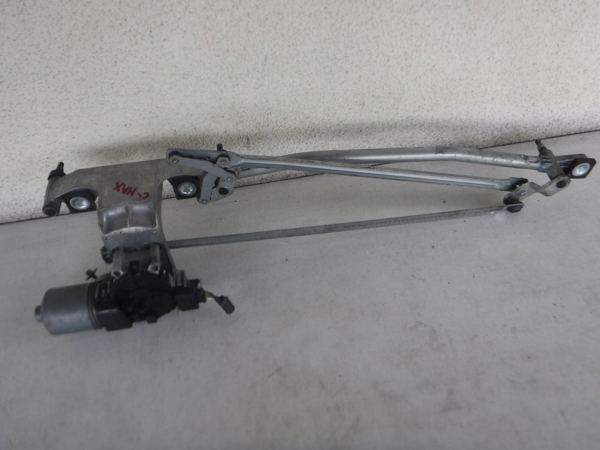 MECHANIZM PRZEDNICH WYCIERACZEK FORD C-MAX