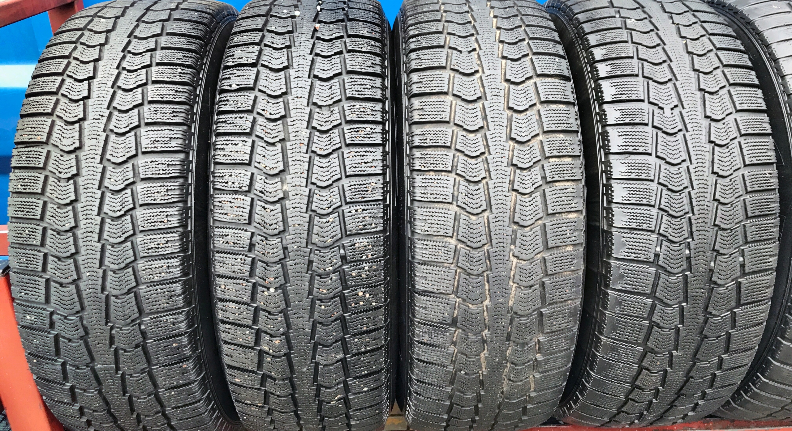 4x 215/65R16 PIRELLI ICECONTROL WINTER 102T \IM