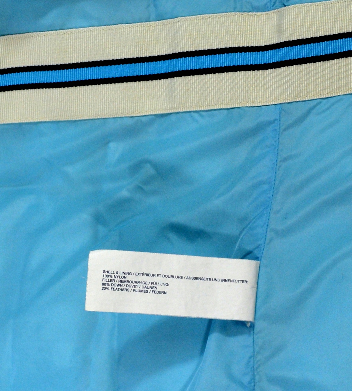 GAP bardzo ładna puchowa KAMIZELKA - rozmiar XS Materiał dominujący nylon