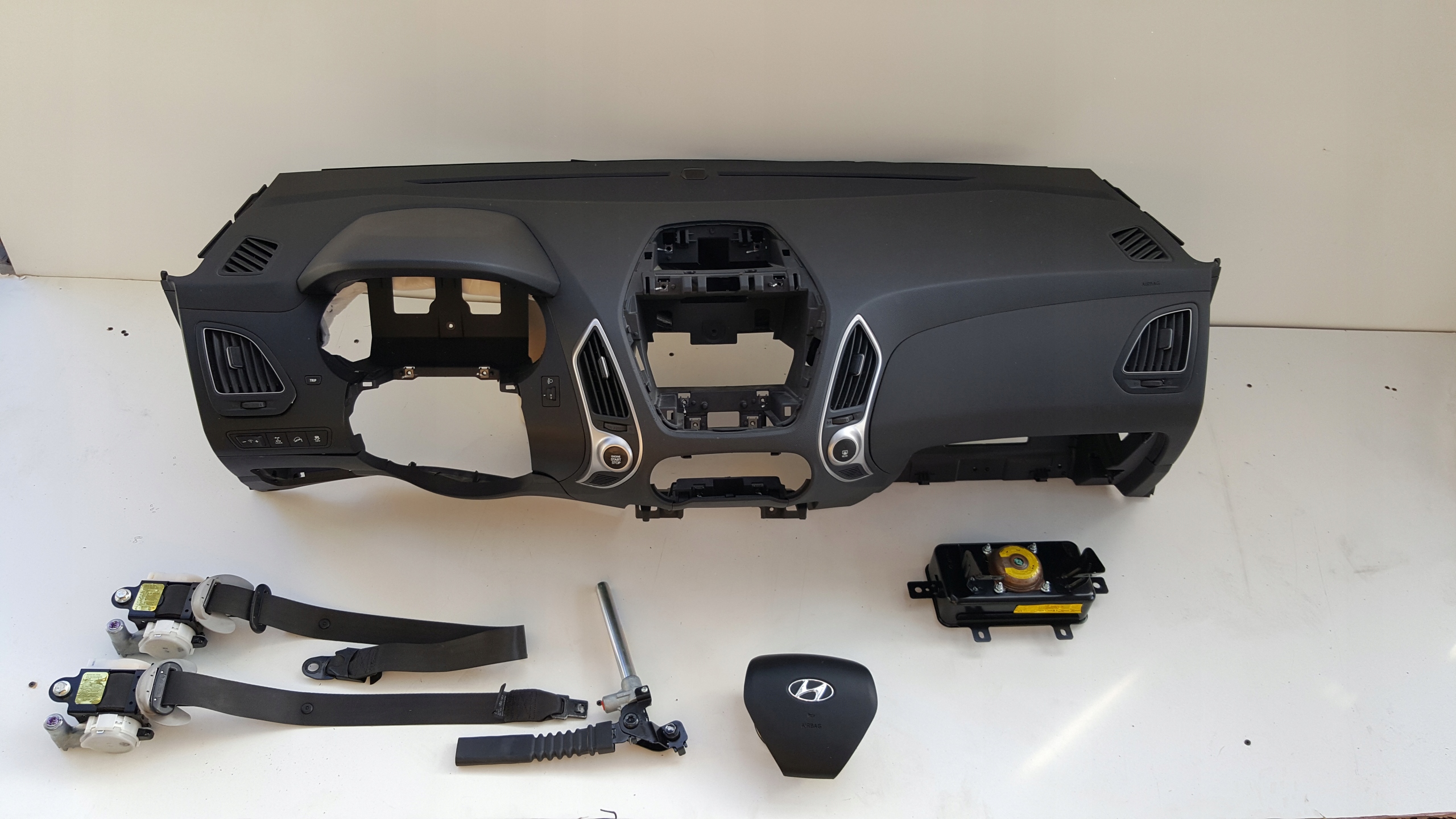 HYUNDAI IX35 ДОСКА КОНСОЛИ ПОДУШКИ БЕЗОПАСНОСТИ ПОДУШКИ РЕМНИ