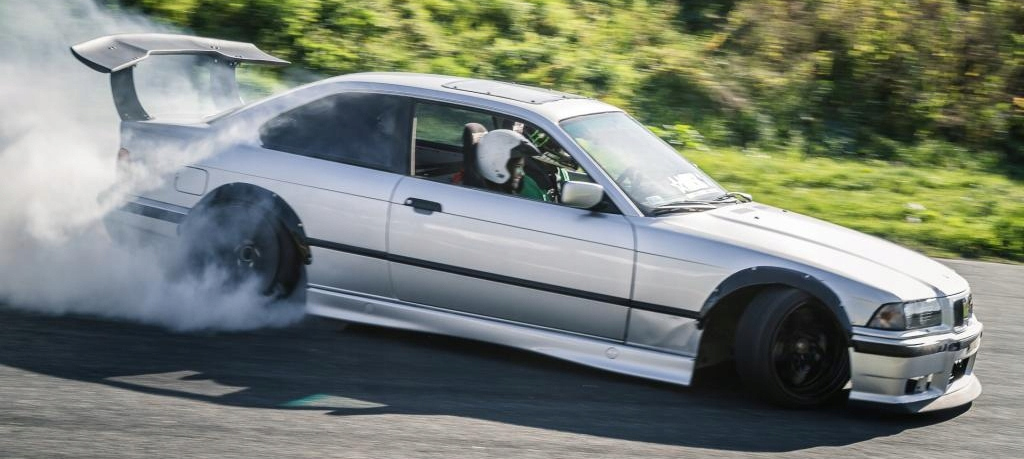 BMW poszerzenia flary uniwersalne e30 / e36 / e46 Kolor czarny