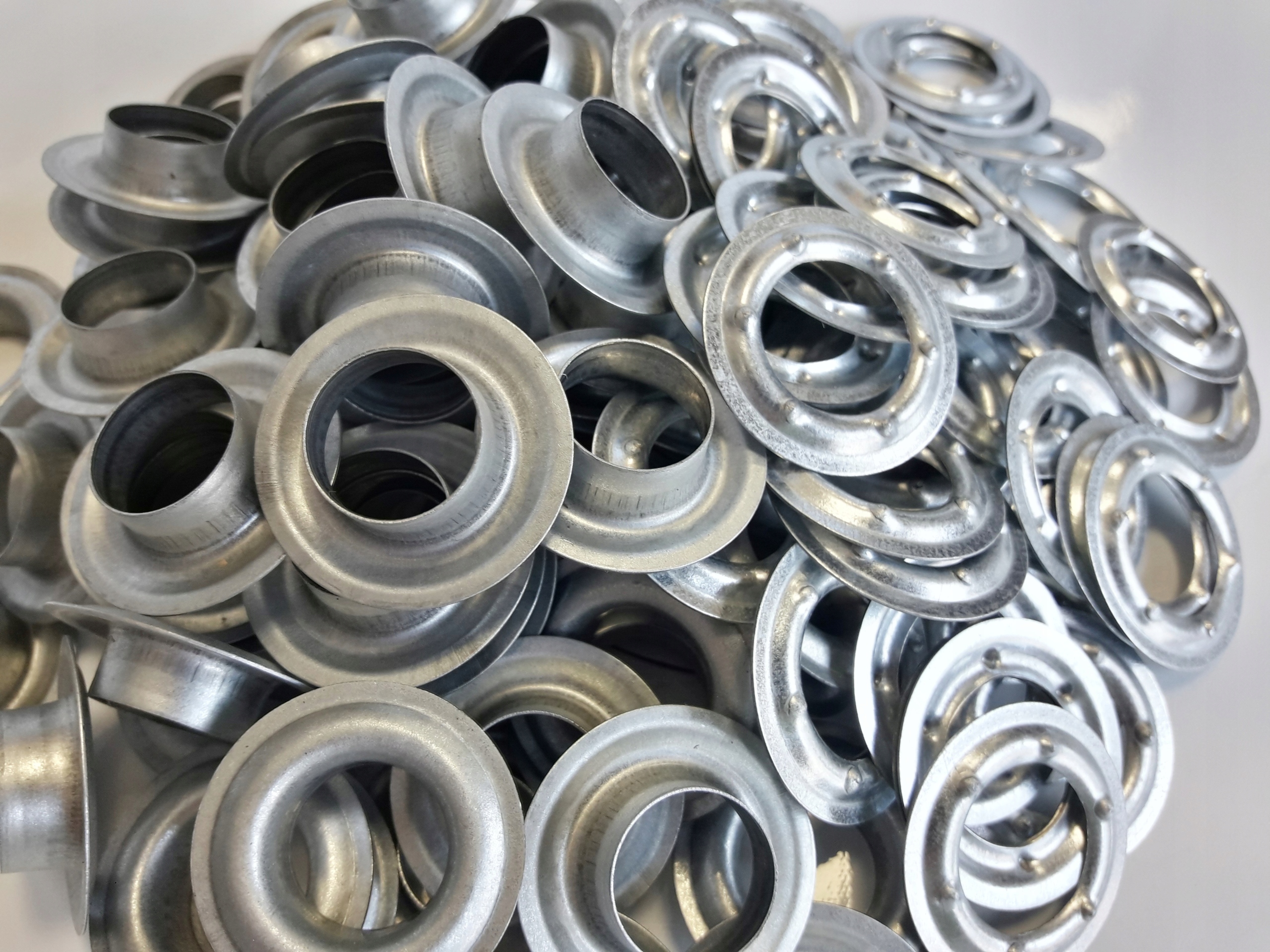 Oczka do plandek banerów 16 mm ocynkowane 100 szt. Marka Bozamet