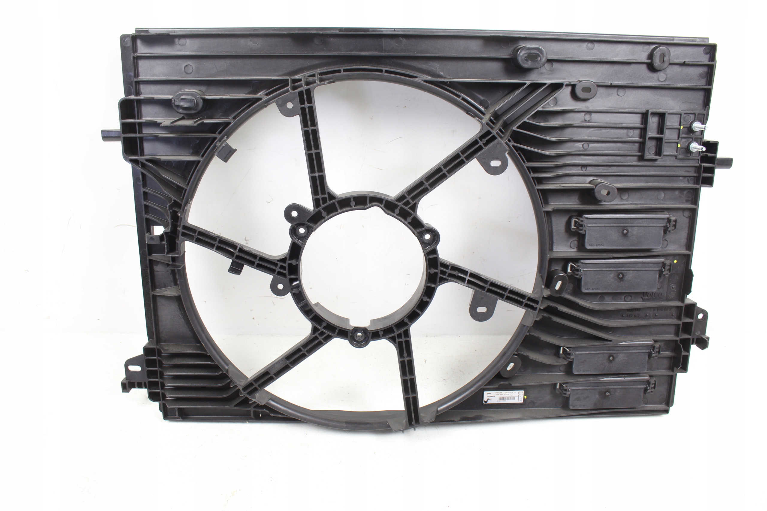 21481HV80A - КОРПУС ВЕНТИЛЯТОРА РАДИАТОРА KADJAR QASHQAI