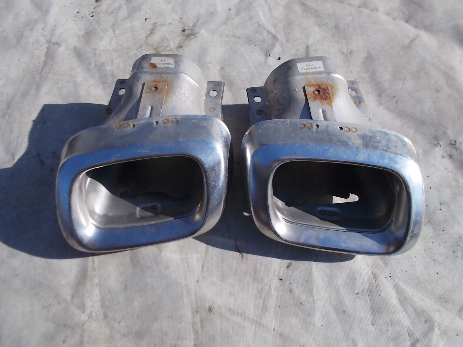 MERCEDES GLA W156 глушник вихлопної наконечник правий