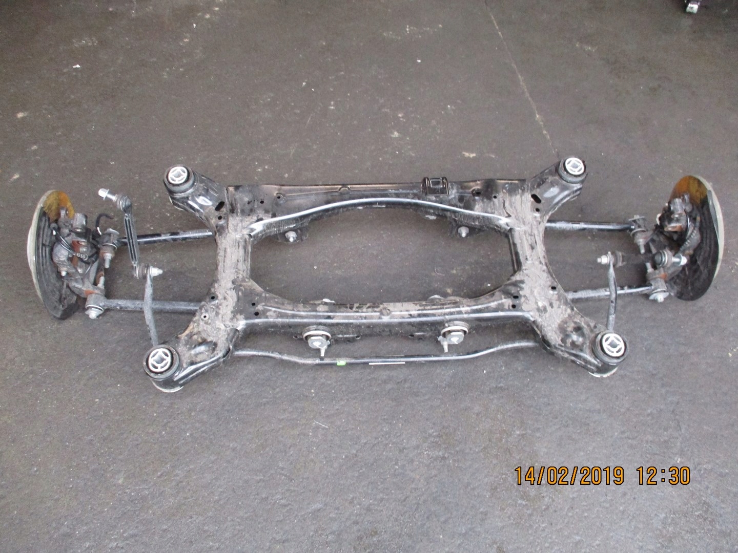 Oś zawieszenie belka JEEP RENEGADE 2,0D 4X4 Producent części Jeep OE