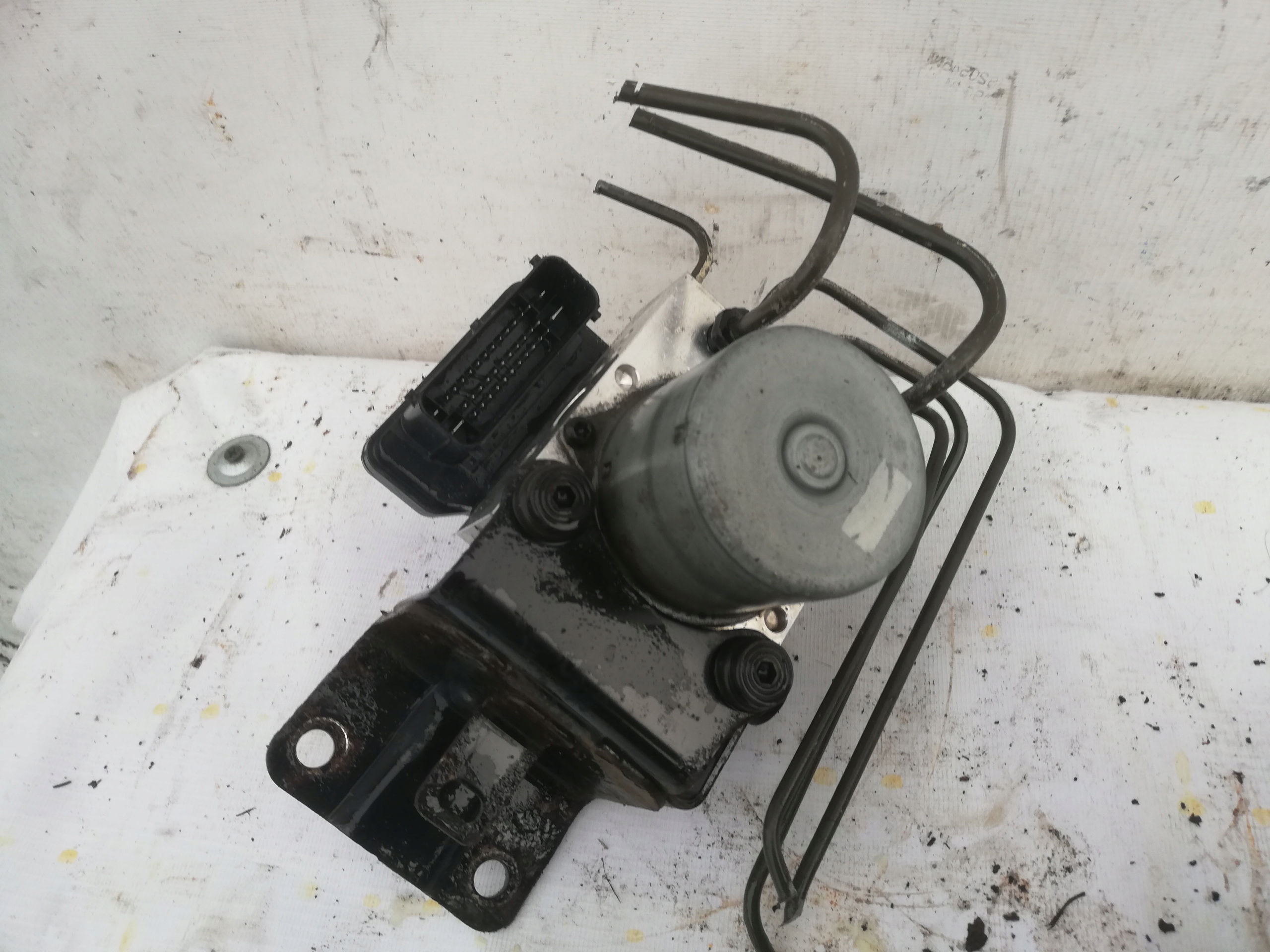 Насос ABS Kia Carens IV 2013-2018r