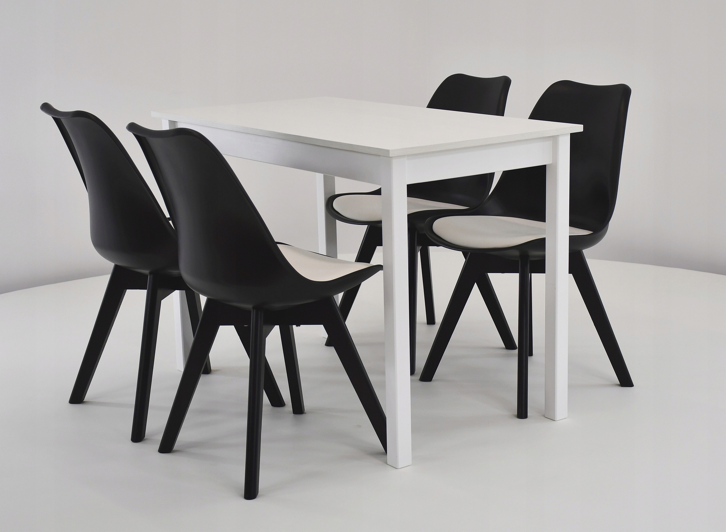 krzesła kubełki, 4 krzesła, stół 60x110 Kolor blatu inny kolor