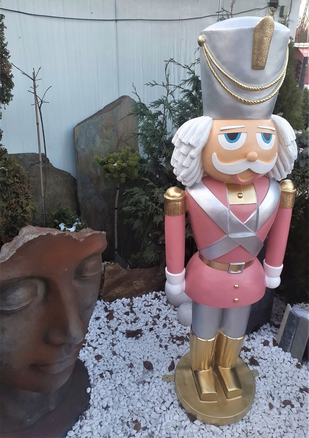 FIGURKA OGRODOWA - DZIADEK DO ORZECHÓW - XXL II Wysokość produktu 180 cm