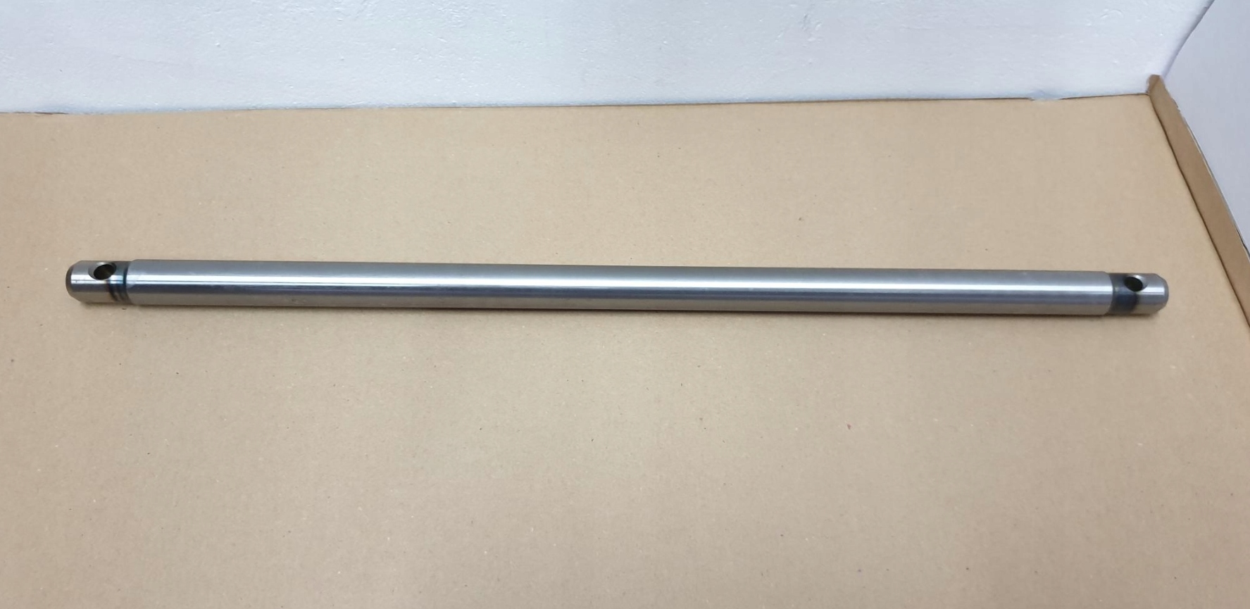 001-108-001184 - Вісь нижньої тяги Zefir 85 / 85A / 90