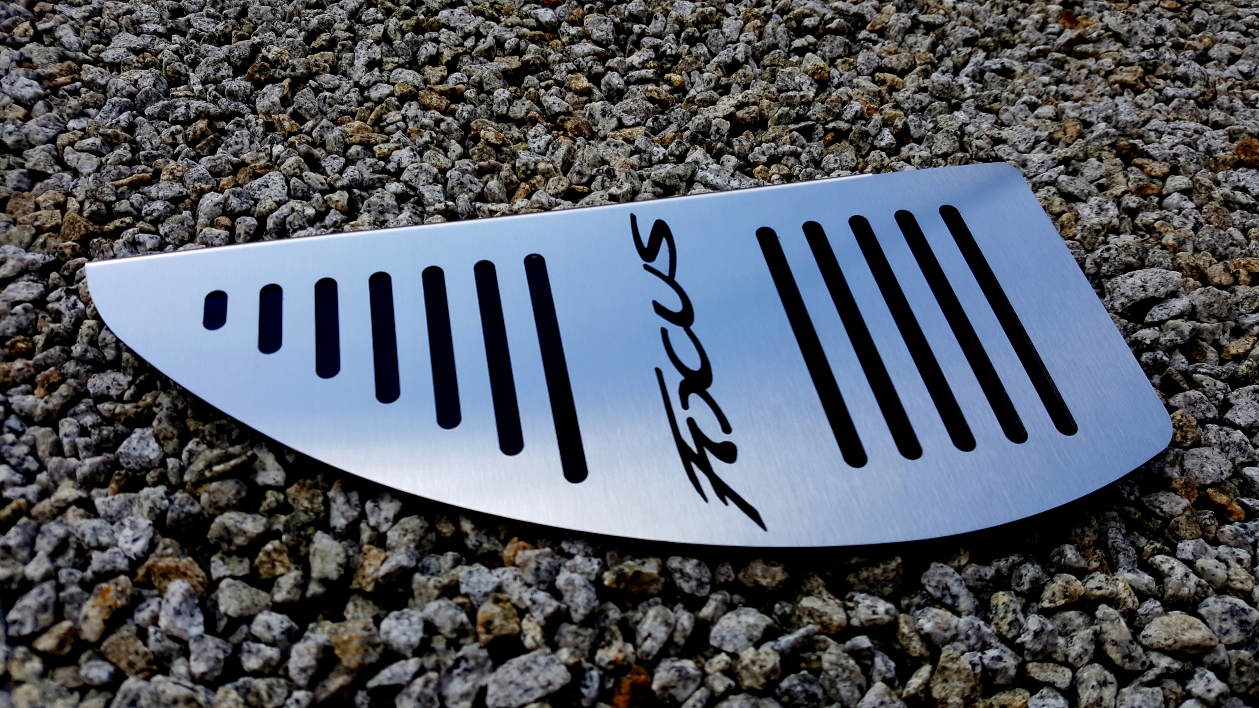 PODSTOPNICA PODNÓŻEK FORD FOCUS MK2 ST RS