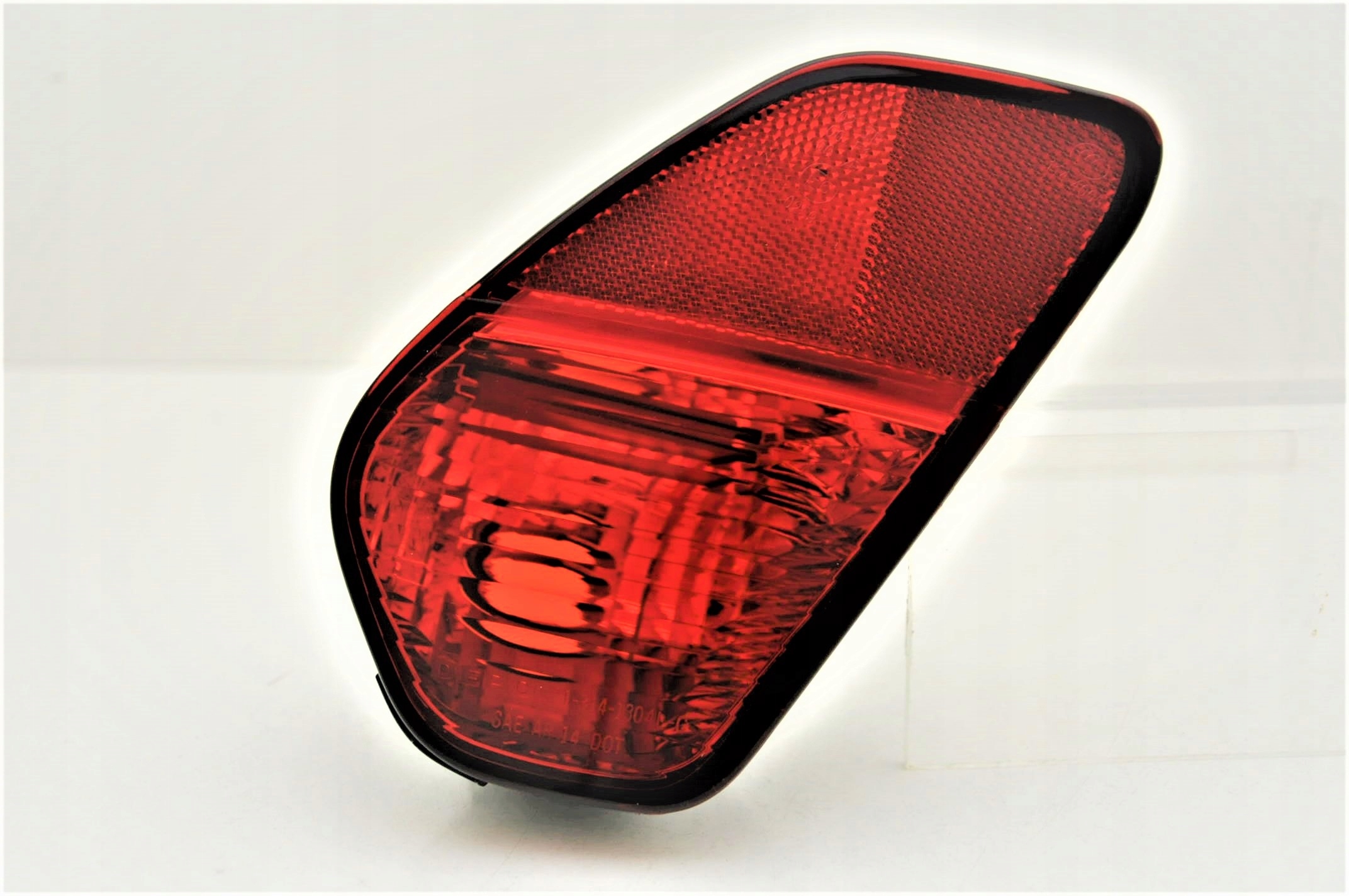 MITSUBISHI OUTLANDER 15 LAMPA PRZECIWMGIELNA LEWA Producent czesci Depo