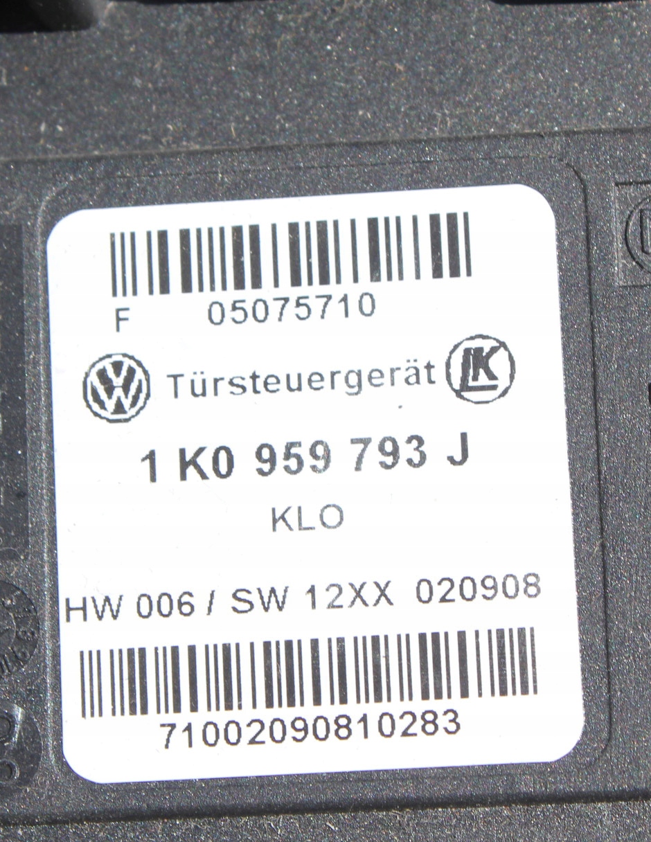 Podnośnik szyb lewy przód Skoda Oct II 1Z1837655K Producent części Skoda OE