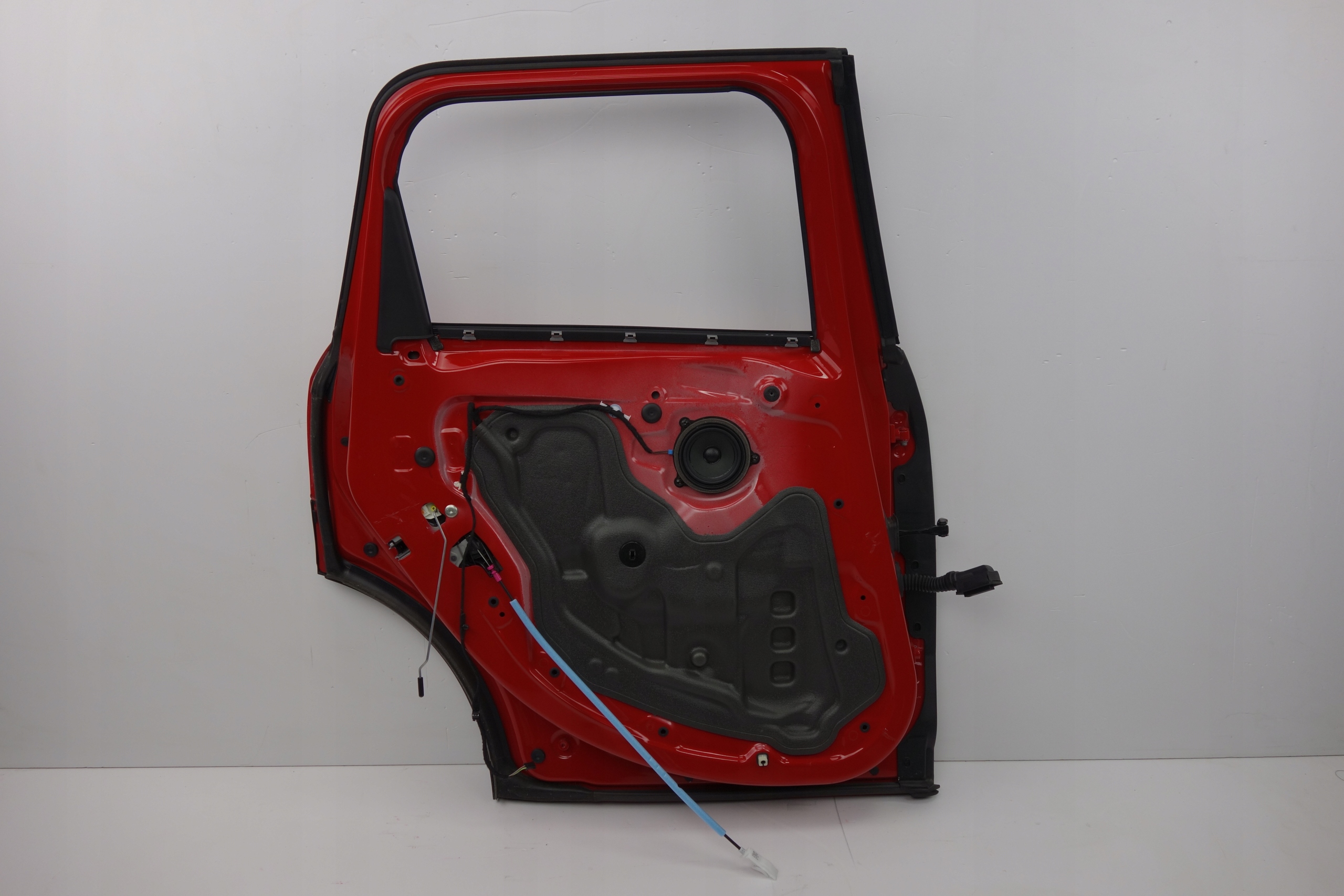 DRZWI LEWE TYLNE MINI F60 CHILI RED 851 Numer katalogowy części F60