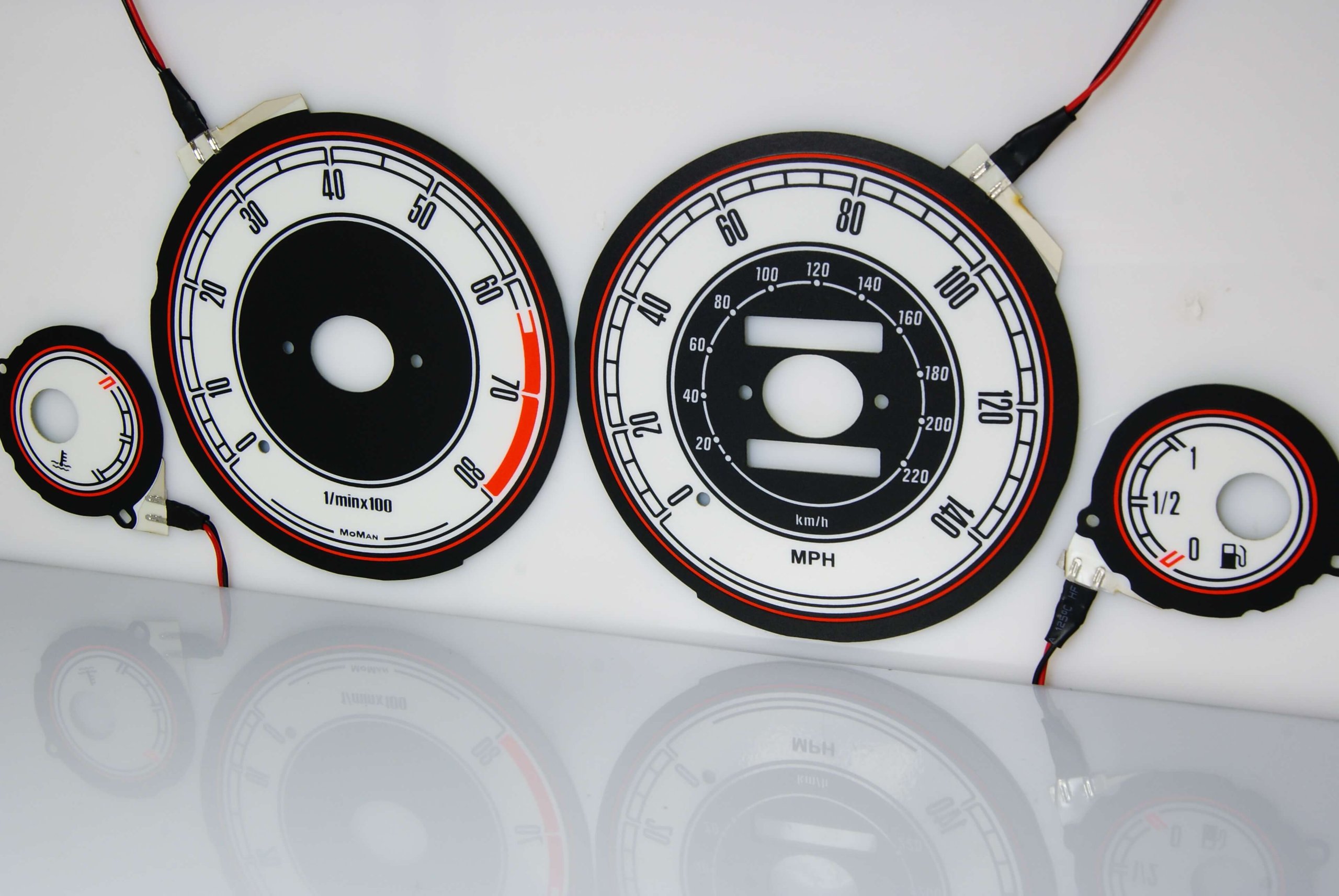 Tarcze Indiglo MoMan do licznika Rover 600 wzór 2