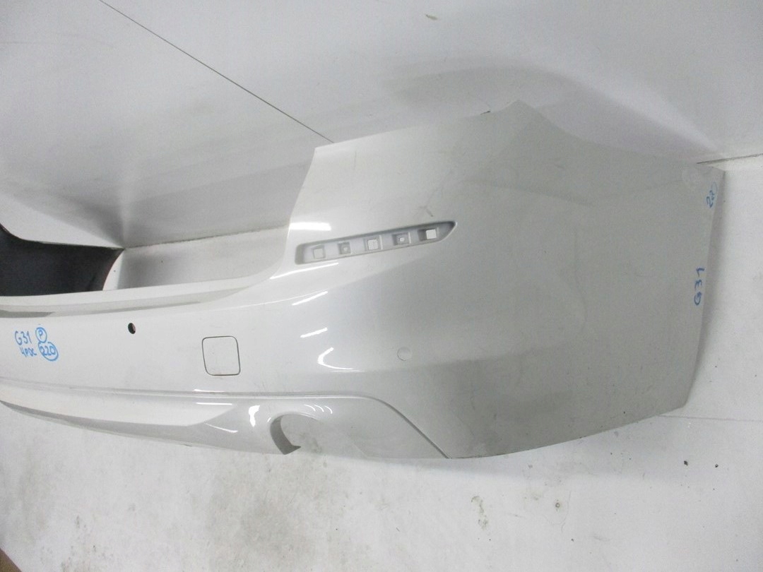 bumper BMW 5 G31 below PDC unprotected rear part