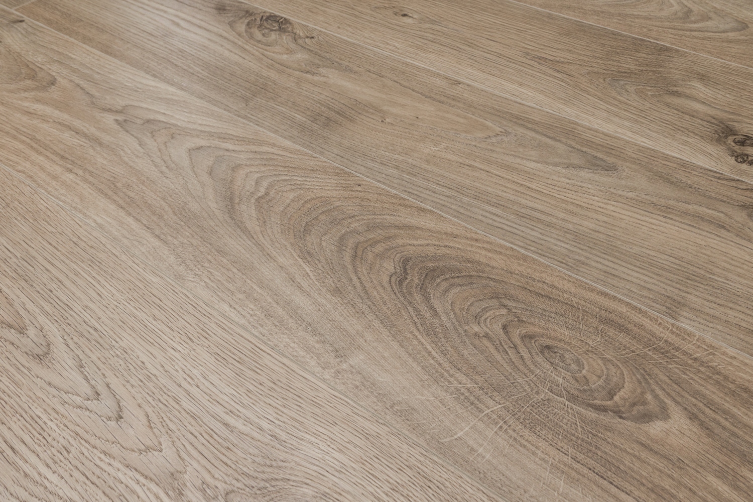 PANELE PODŁOGOWE KRONOTEX MAMMUT AC5 12MM Grubość całkowita 12 mm